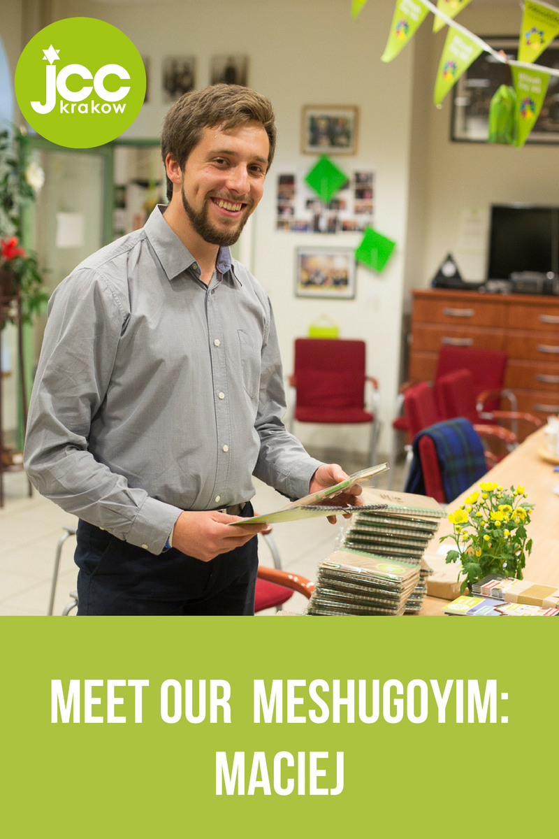 MACIEJ JCC MESHUGOYIM.png