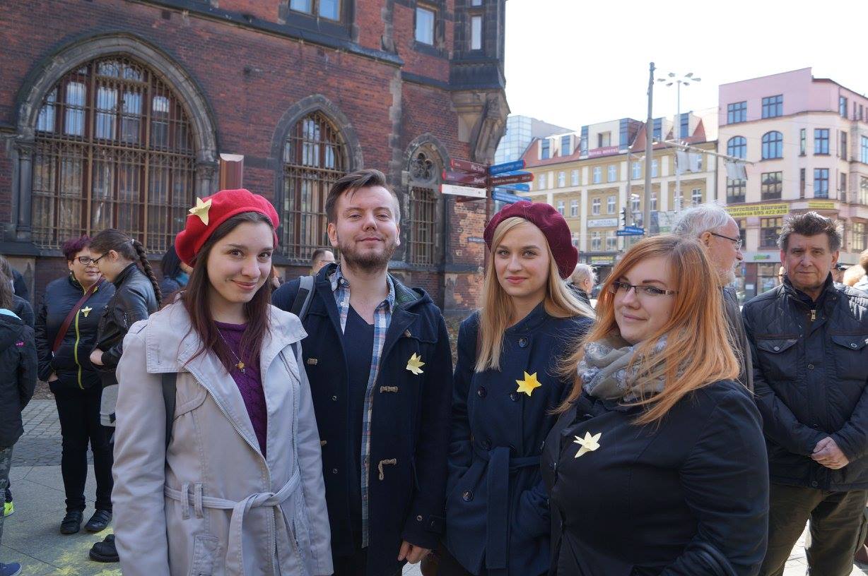 Lila and JCC Krakow members and volunteers taking part in the Warsaw Ghetto Uprising commemoration.