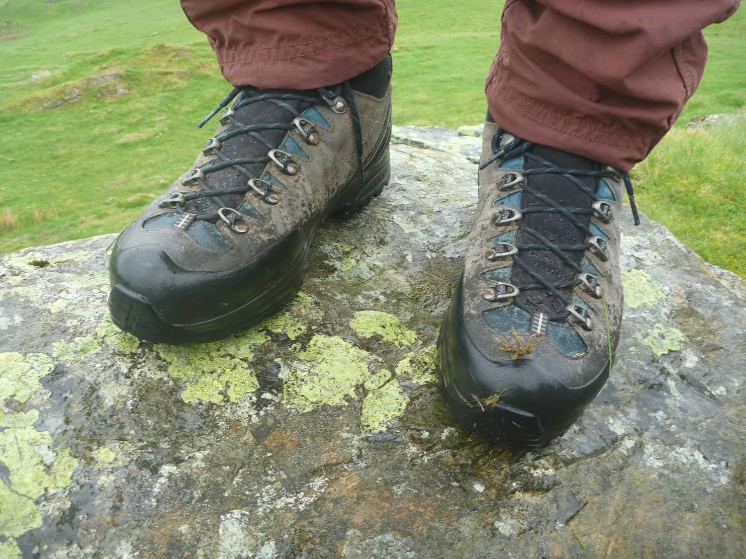 how to stay dry 2 boots 09 1500px.jpeg