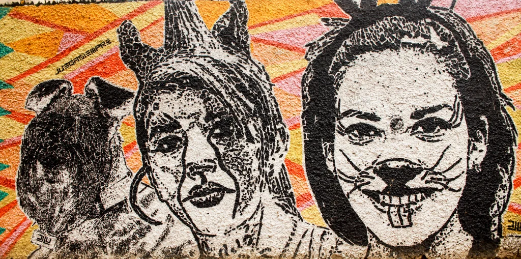 street art bogota colombia - alongdustyroads.com