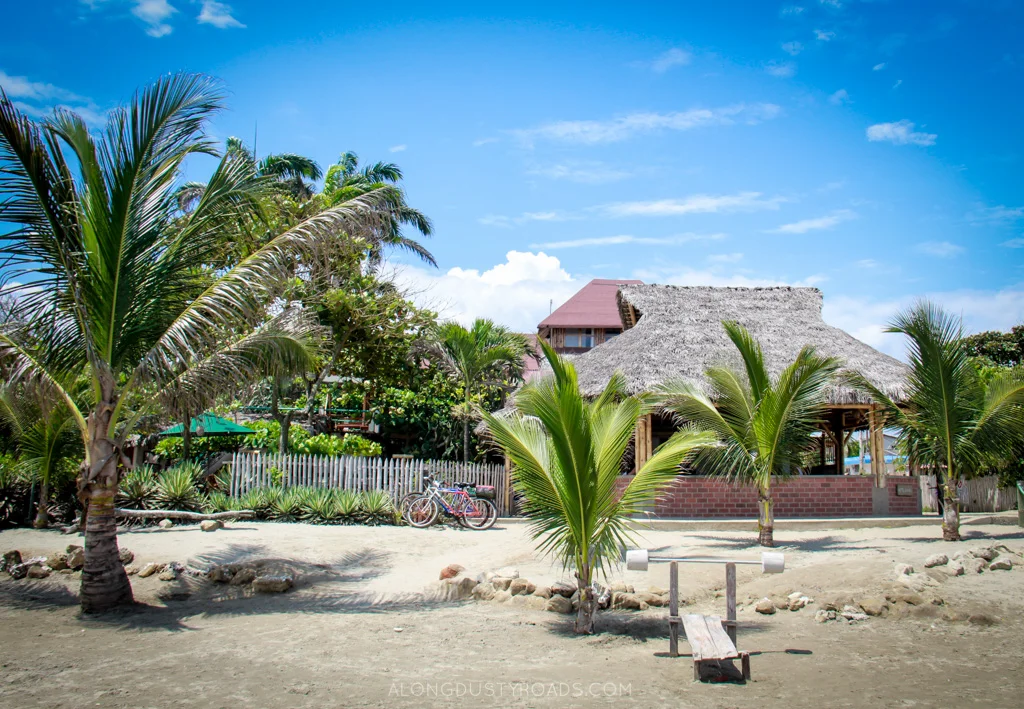 A Short Guide to Canoa — ALONG DUSTY ROADS