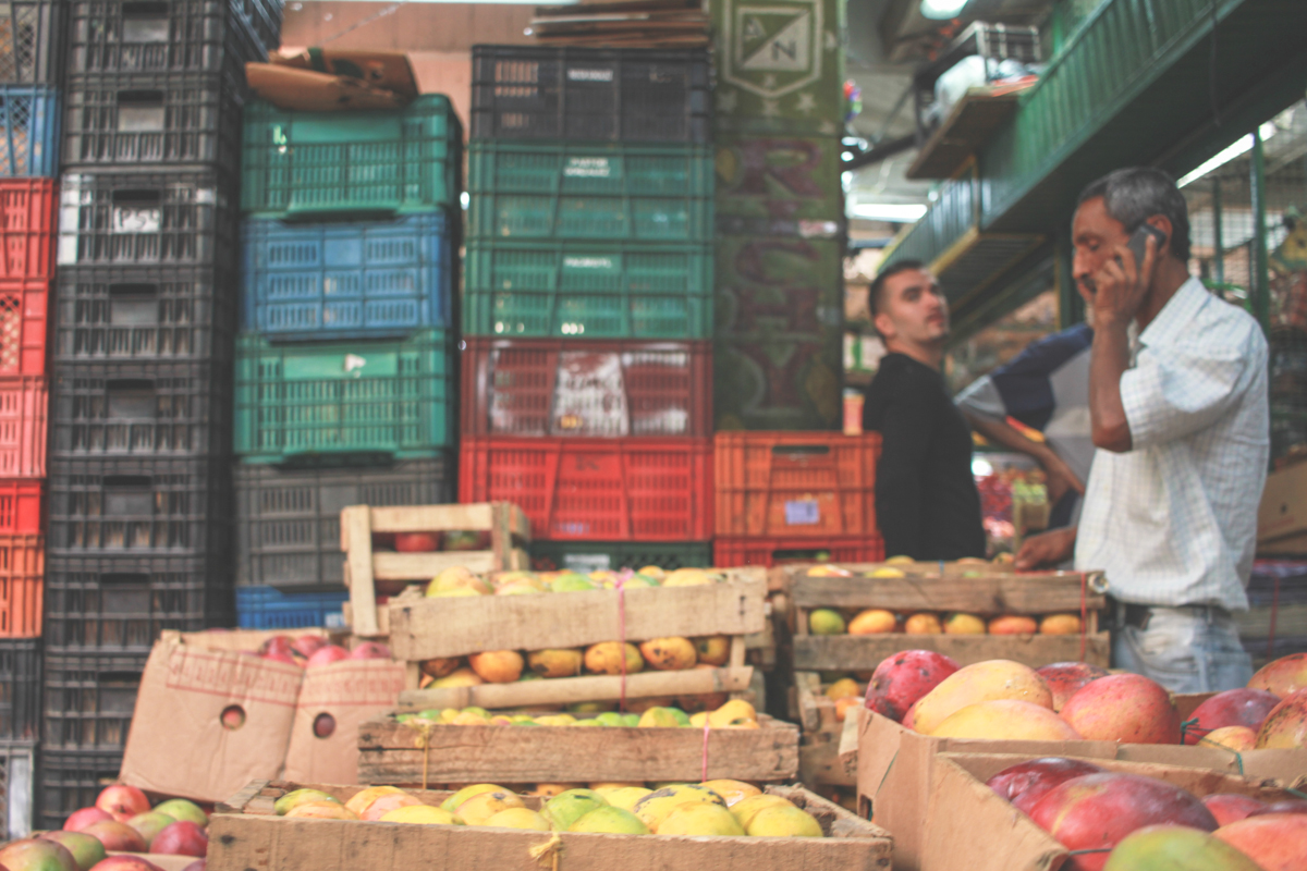 Los Vendedores of Minorista Market | Photography Journal