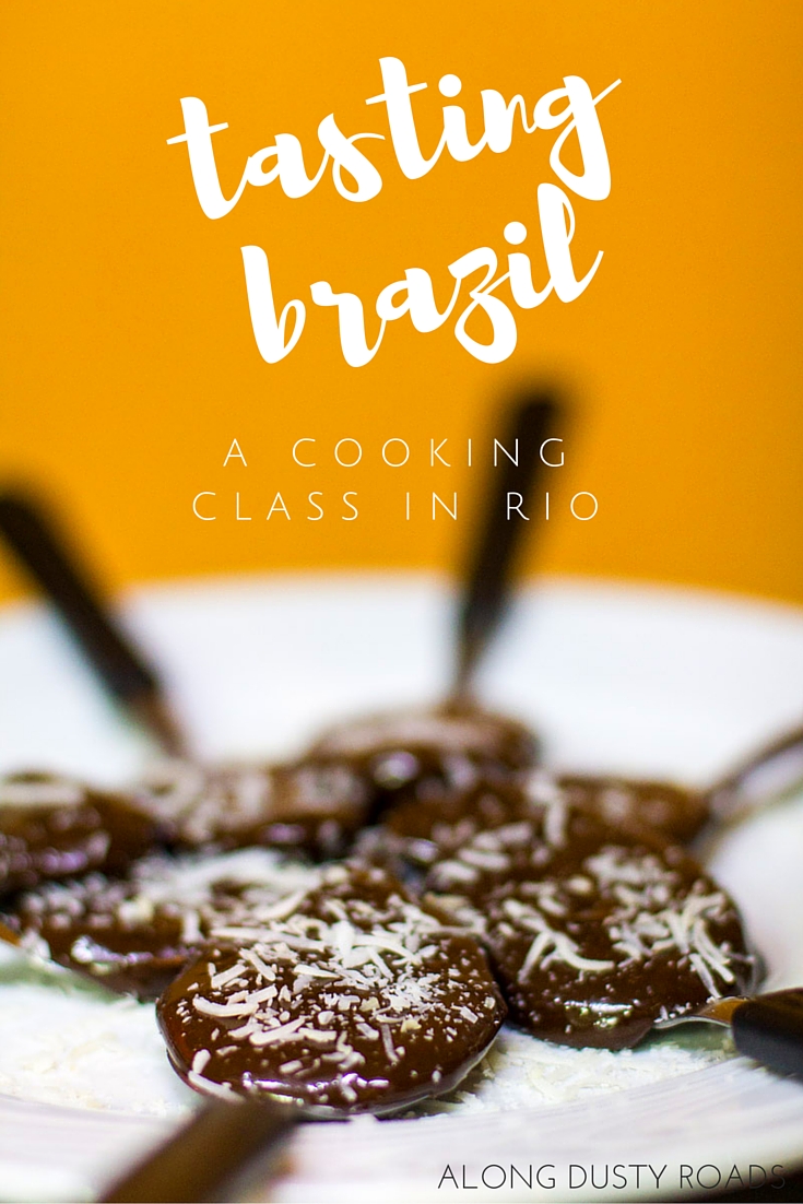 希望探索有关巴西的更多信息？为什么不在里约热内卢烹饪课程 - 你会发现不仅仅是食谱！点击了解更多信息！