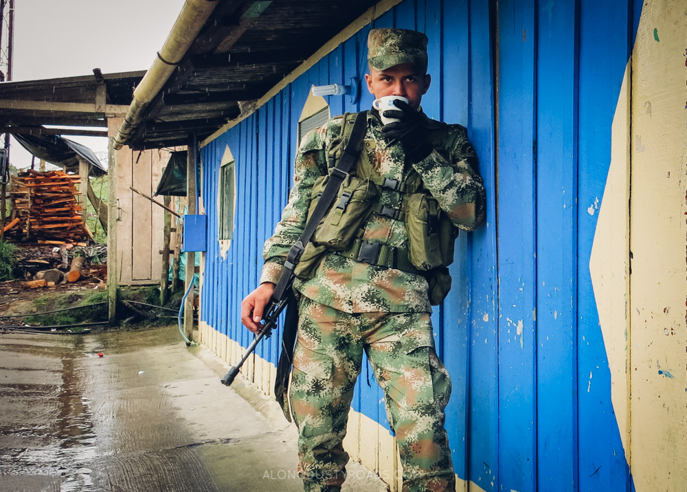 23 things to know before you visit Colombia - Strong military presence.