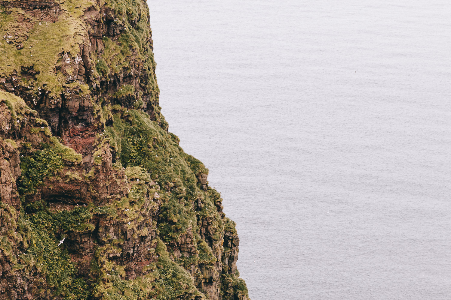 Guide to Kalsoy and the Kallur Lighthouse Hike - Faroe Islands