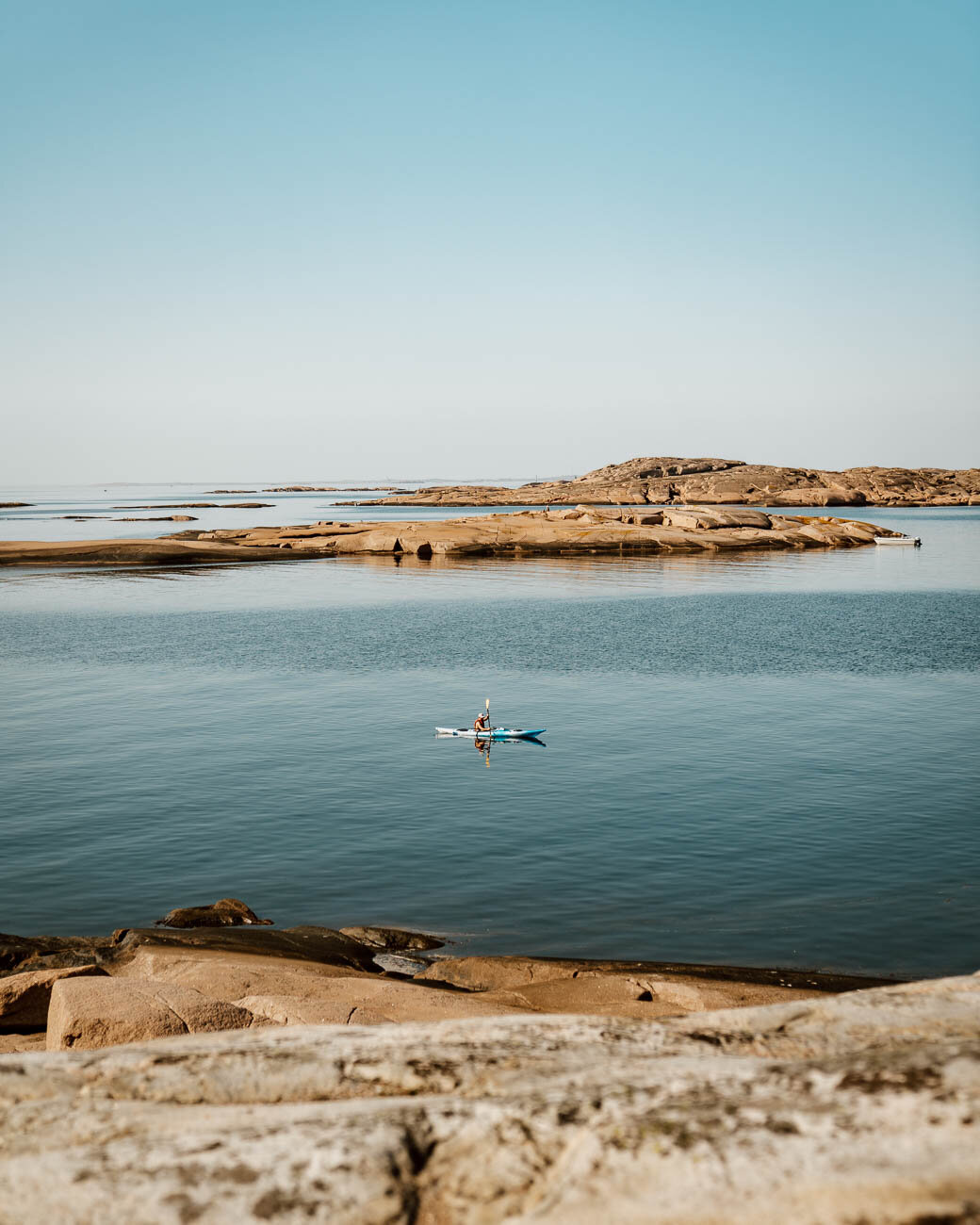 Kayaking in Bohuslån archipelago - Along Dusty Roads