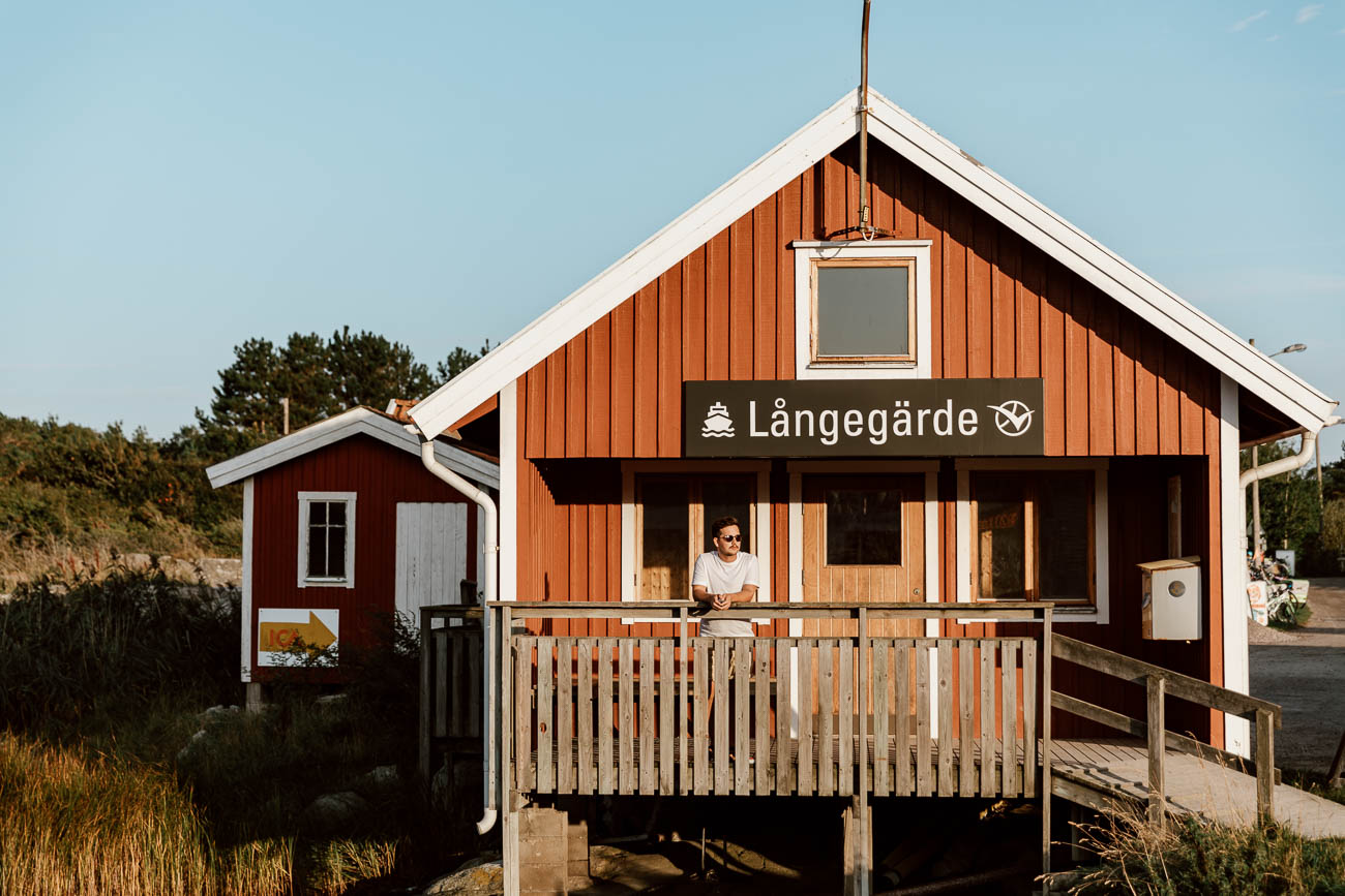 一个非常西瑞典的夏季|科斯特岛渡轮站。