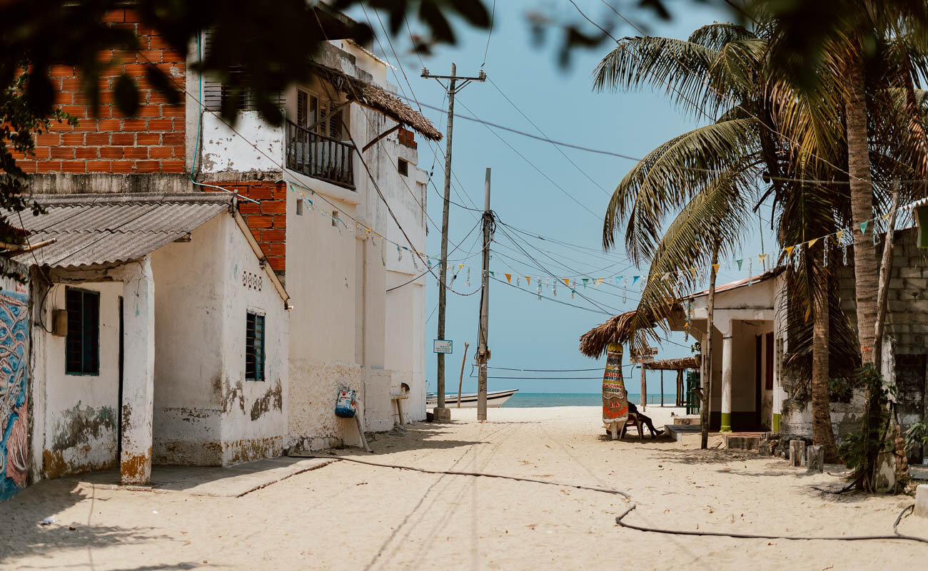 林孔·德尔·马尔（Rincon del Mar）沙滩小镇指南