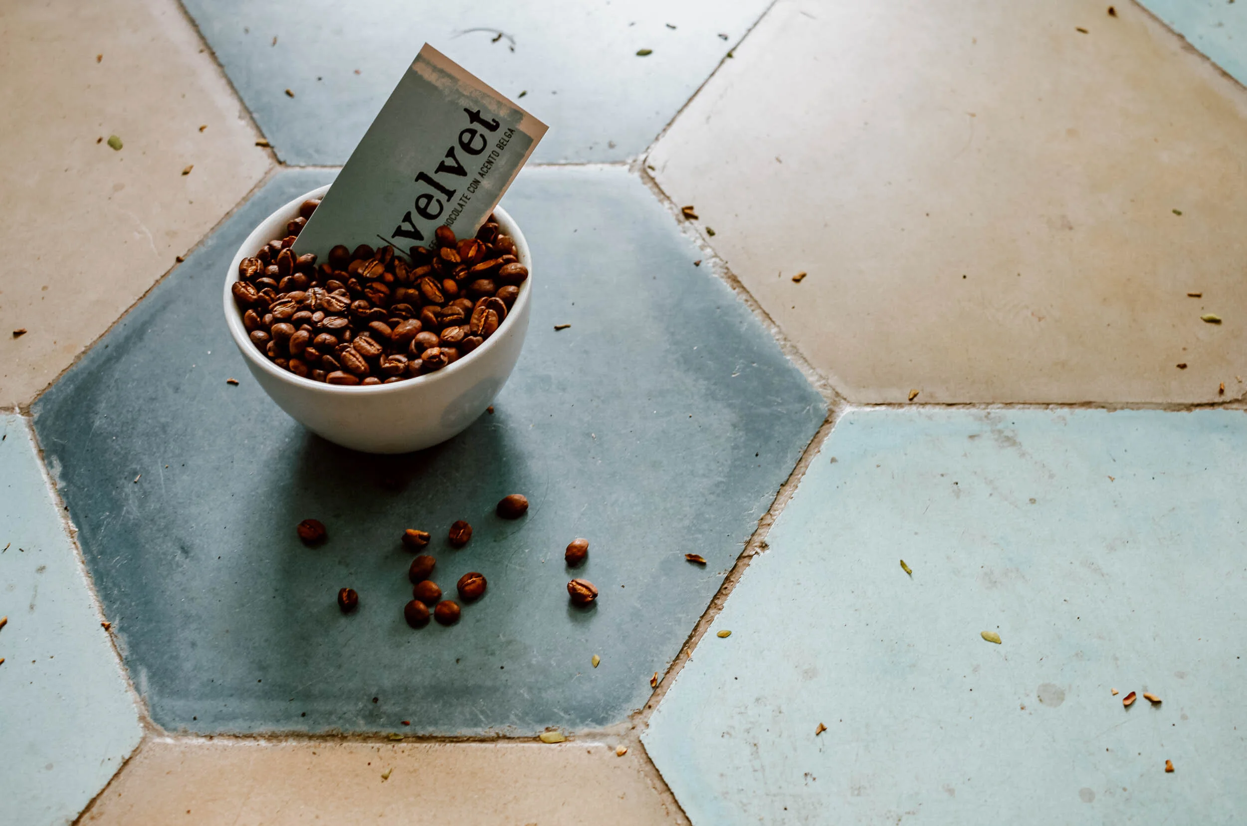 Coffee Shop Days | Cafe Velvet, Medellin