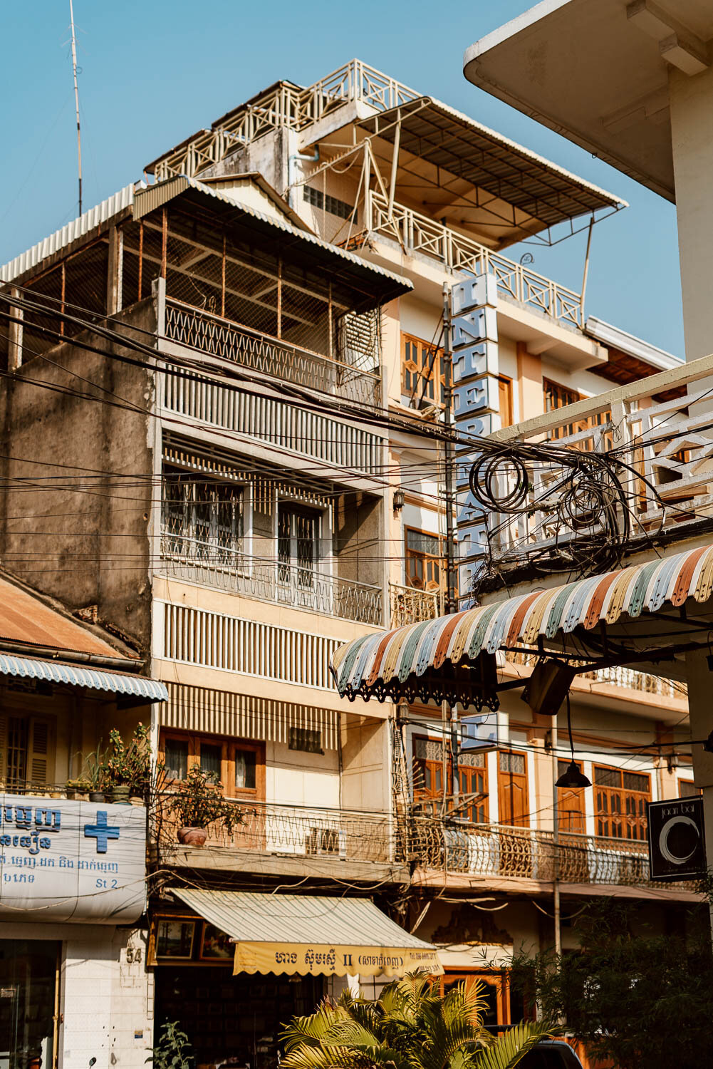 Cool architecture in Battambang