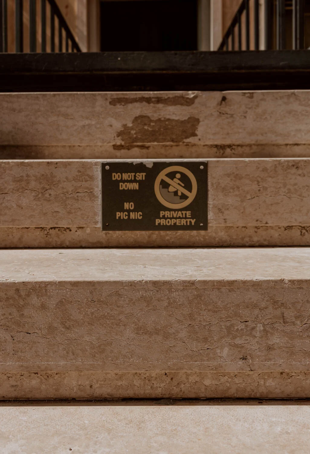 Sign stating no picnics