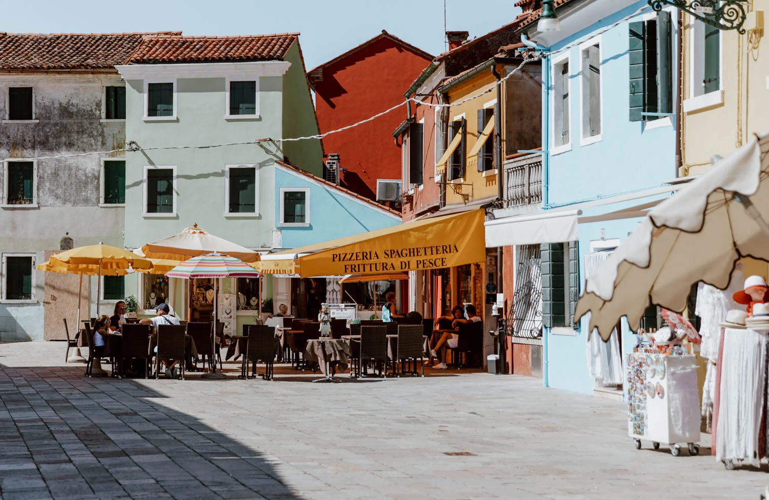 10 Cool Beach Activities in Jesolo - Great Jesolo Beach Activities (besides  sunbathing) - Go Guides, image size:1500x976