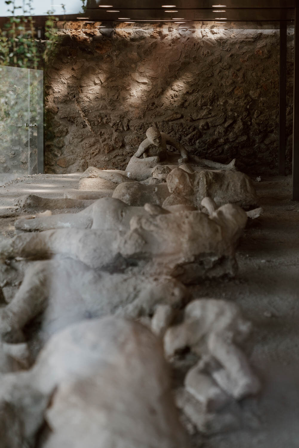 pompeii-along-dusty-roads-34.jpg