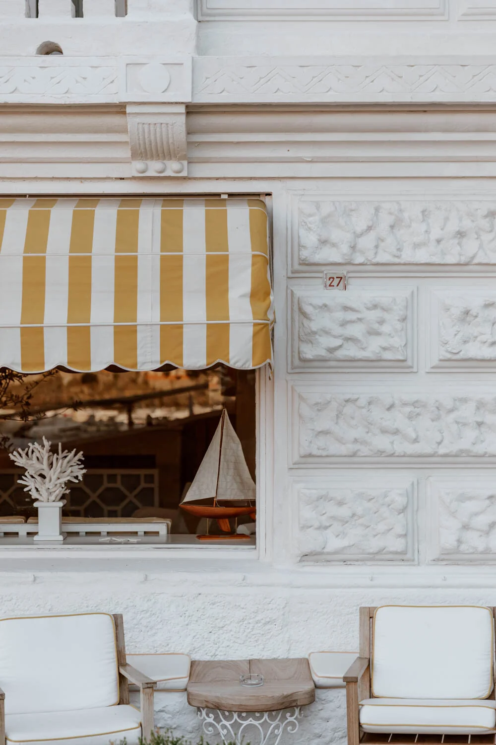 window display of hotel helvetia