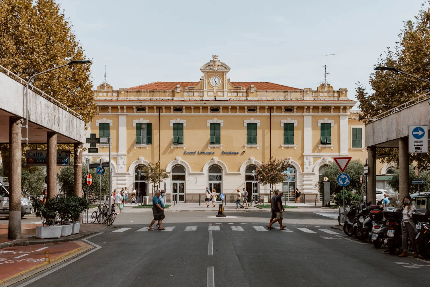 sestri levante train station