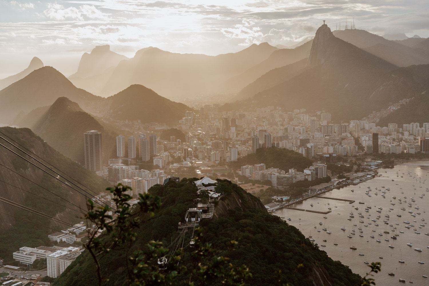 10 Things to KNOW Before Visiting Sugarloaf Mountain, Rio (Pão de