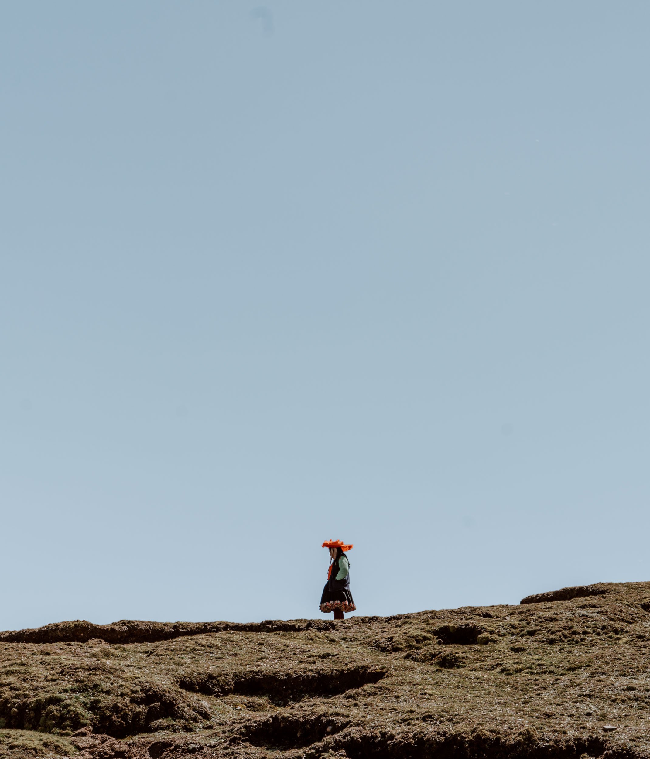 Local woman at Rainbow Mountain