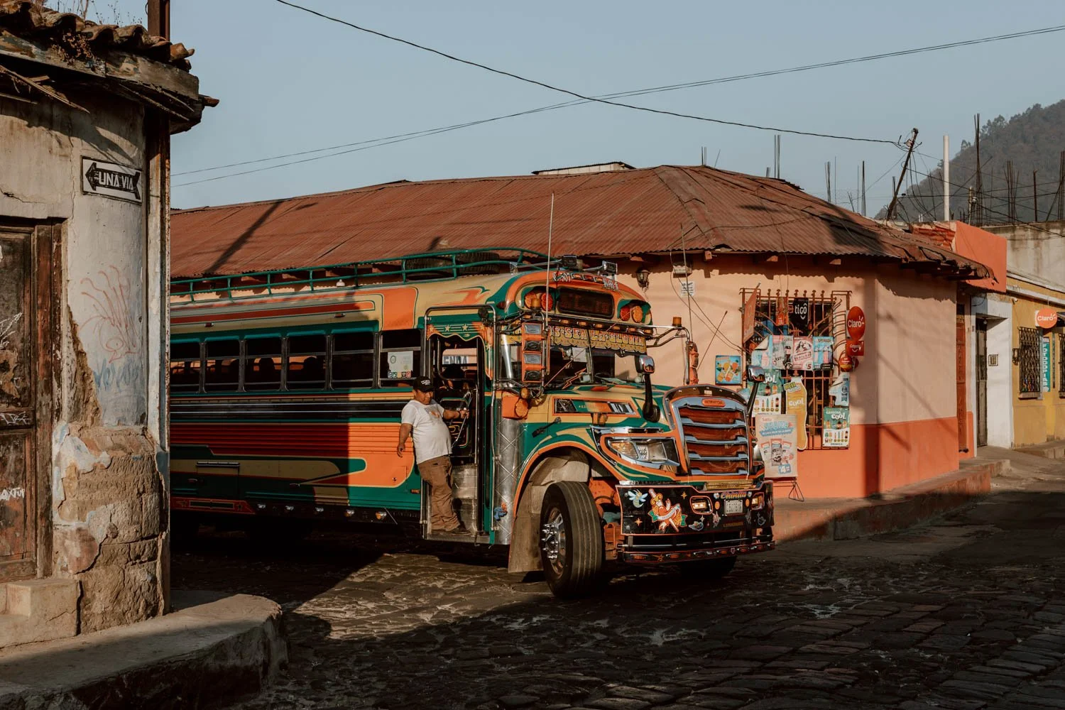 13 Wonderful Things To Do in Guatemala | Volcanoes, Lakes, And Hikes 