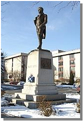 The statue of Robert Burns at Burns Common.