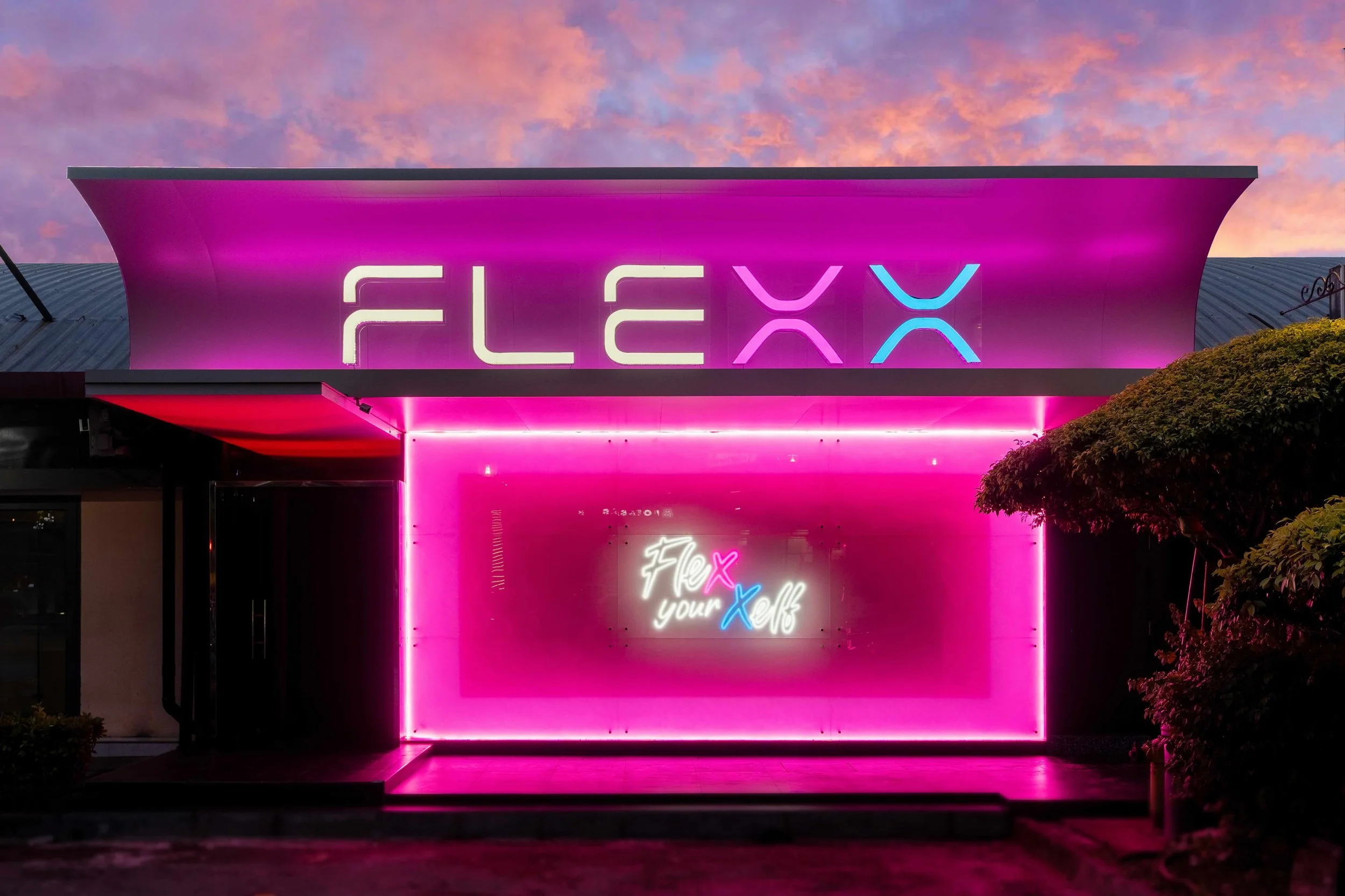 FLEXX (waterfront) - 7 copy.jpeg