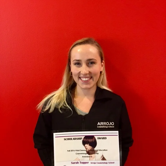 SARAH TUPPER WITH HER BEAUTY CHANGES LIVES AWARD 