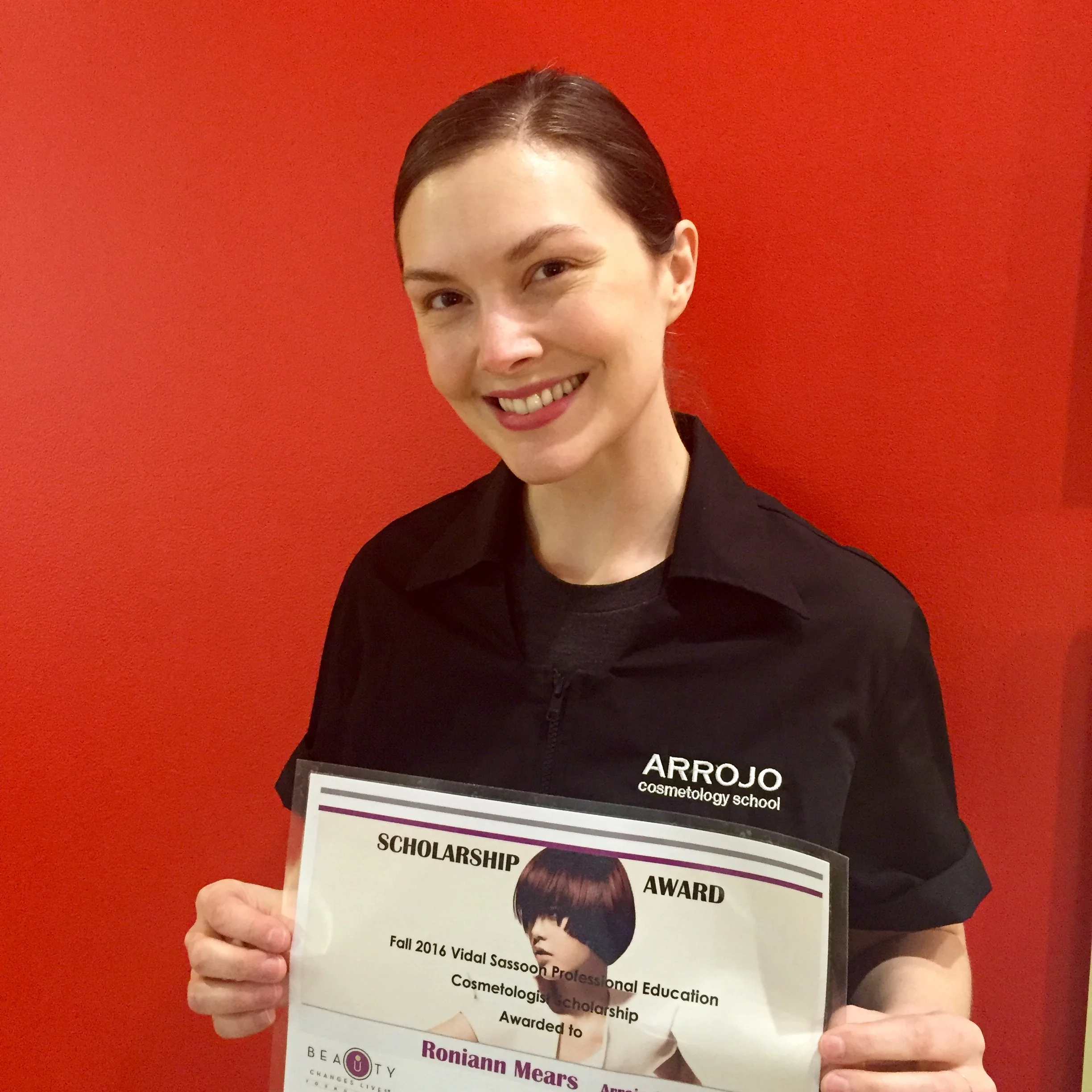 RONIANN MEARS WITH HER BEAUTY CHANGES LIVES AWARD