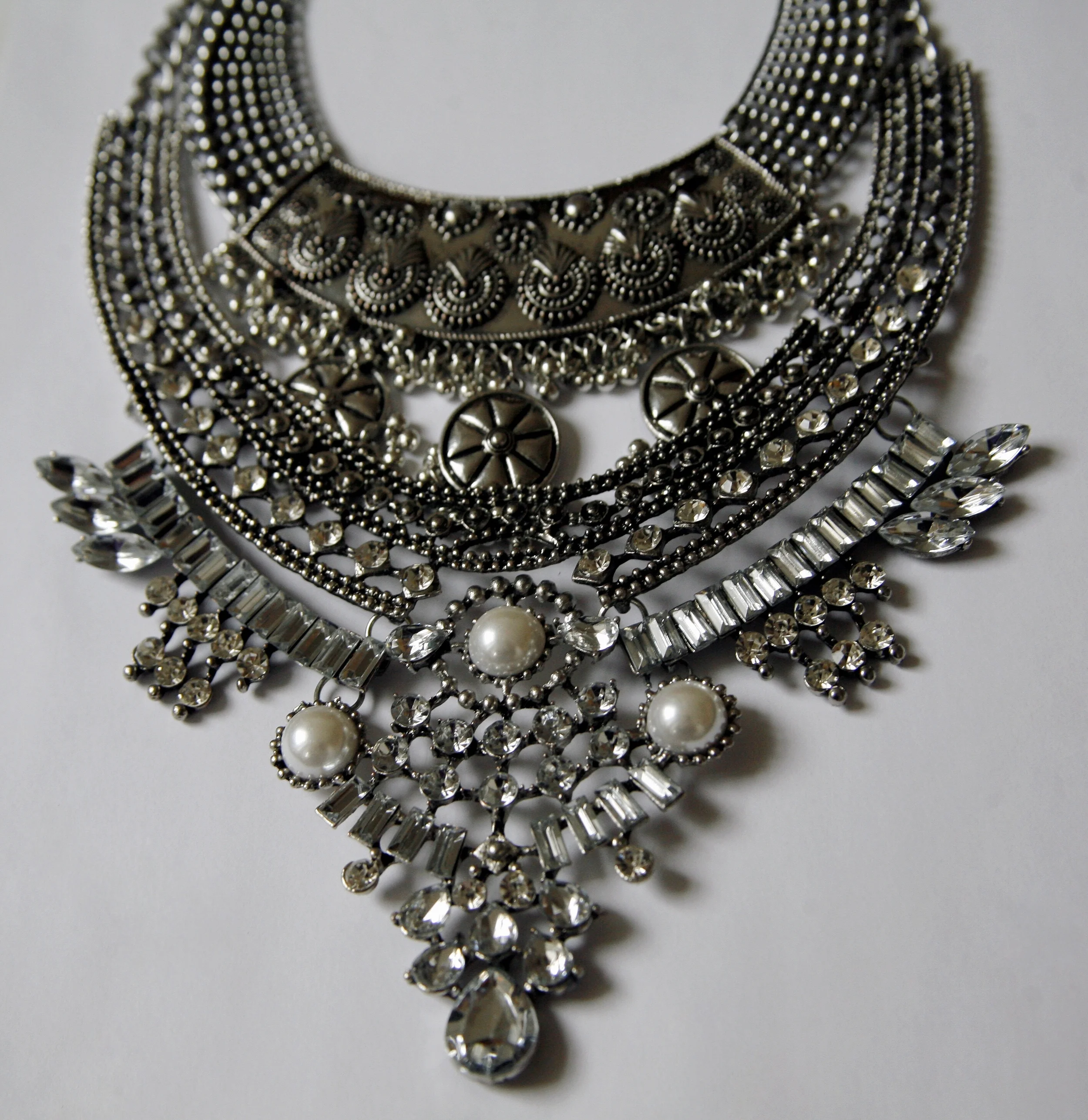 Khaleesi-inspired statement necklace from Mirina Collections .