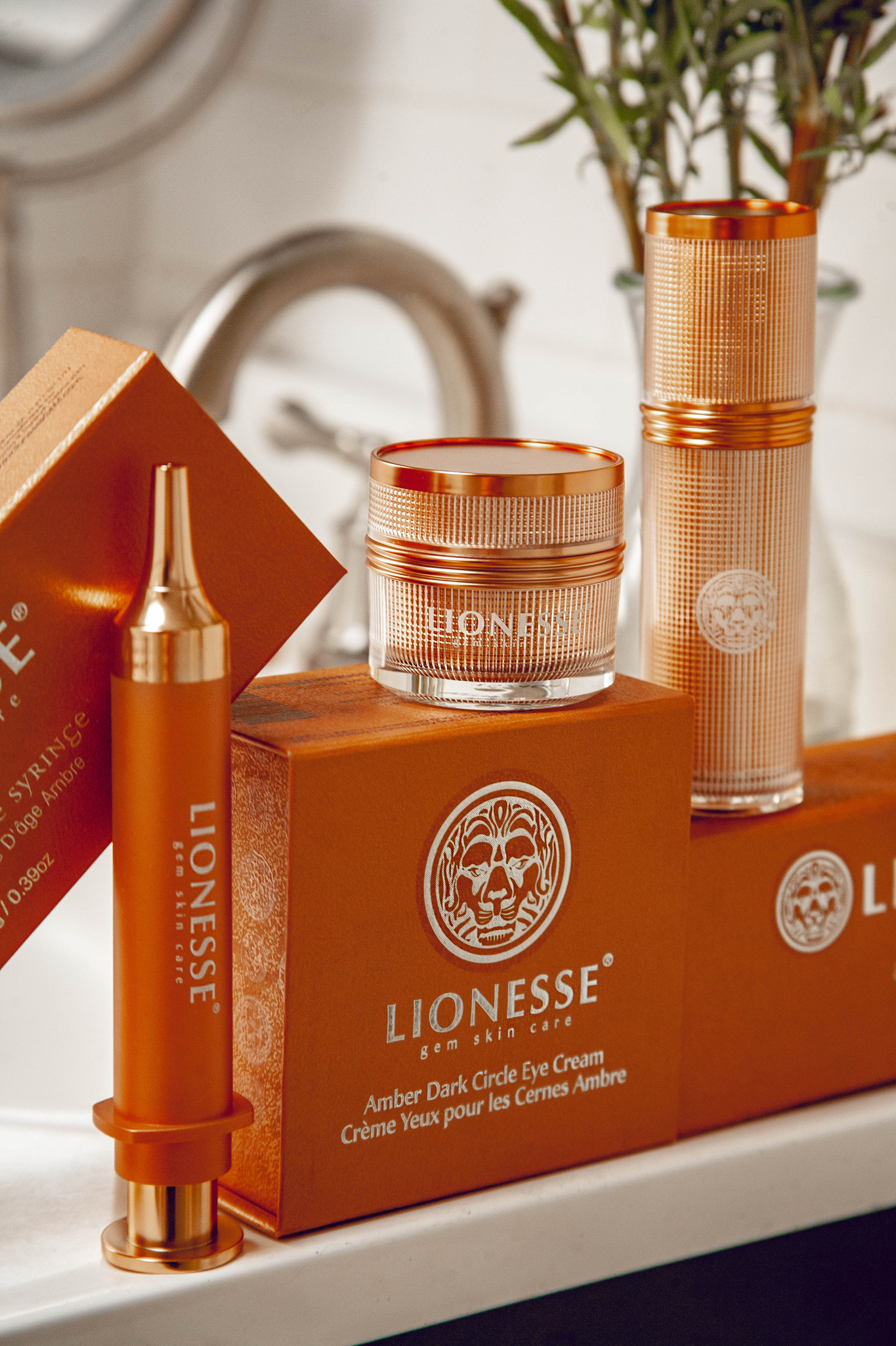 Lionesse Amber collection