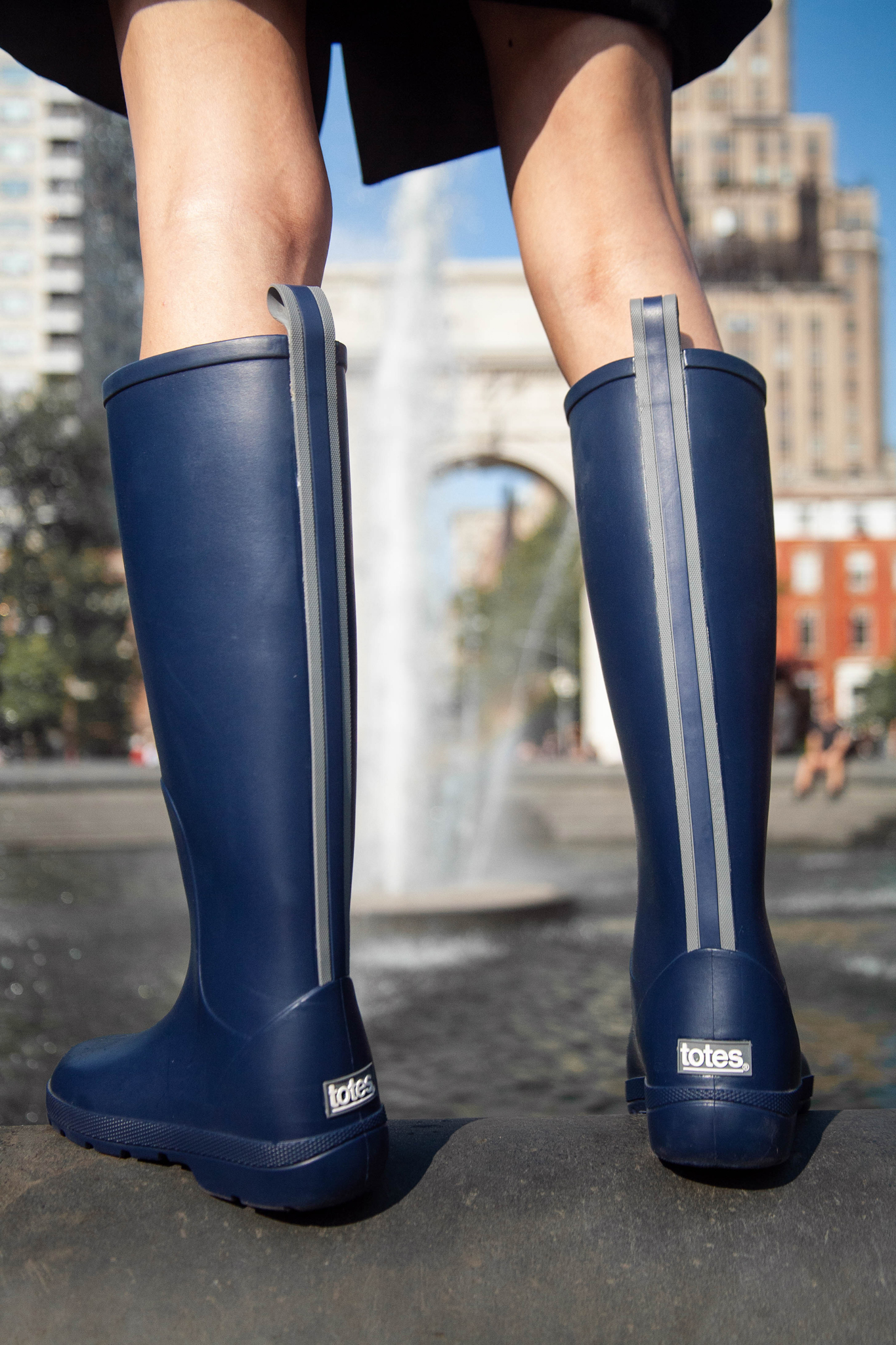 Totes Cirrus rainboot