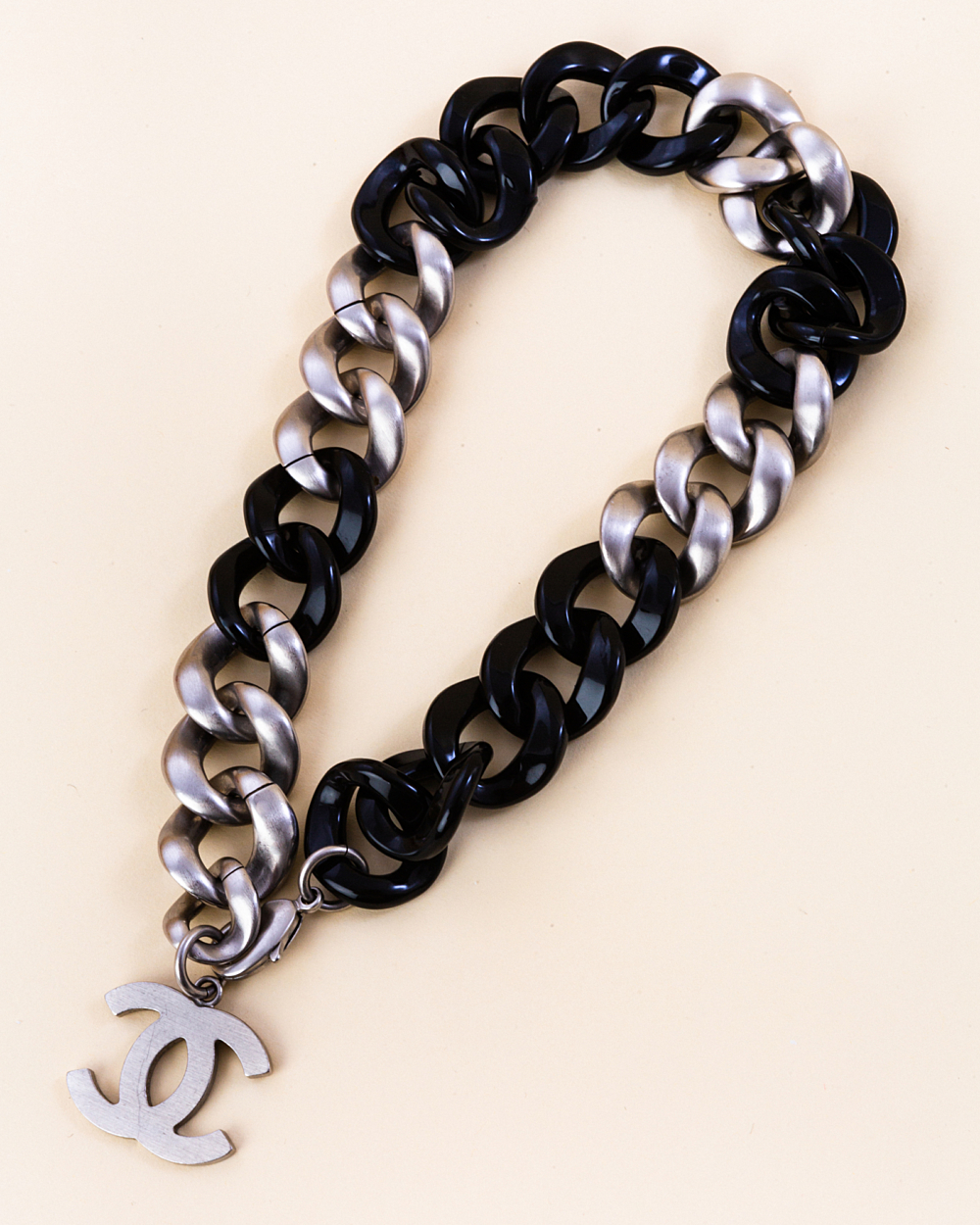 Chanel curb chain