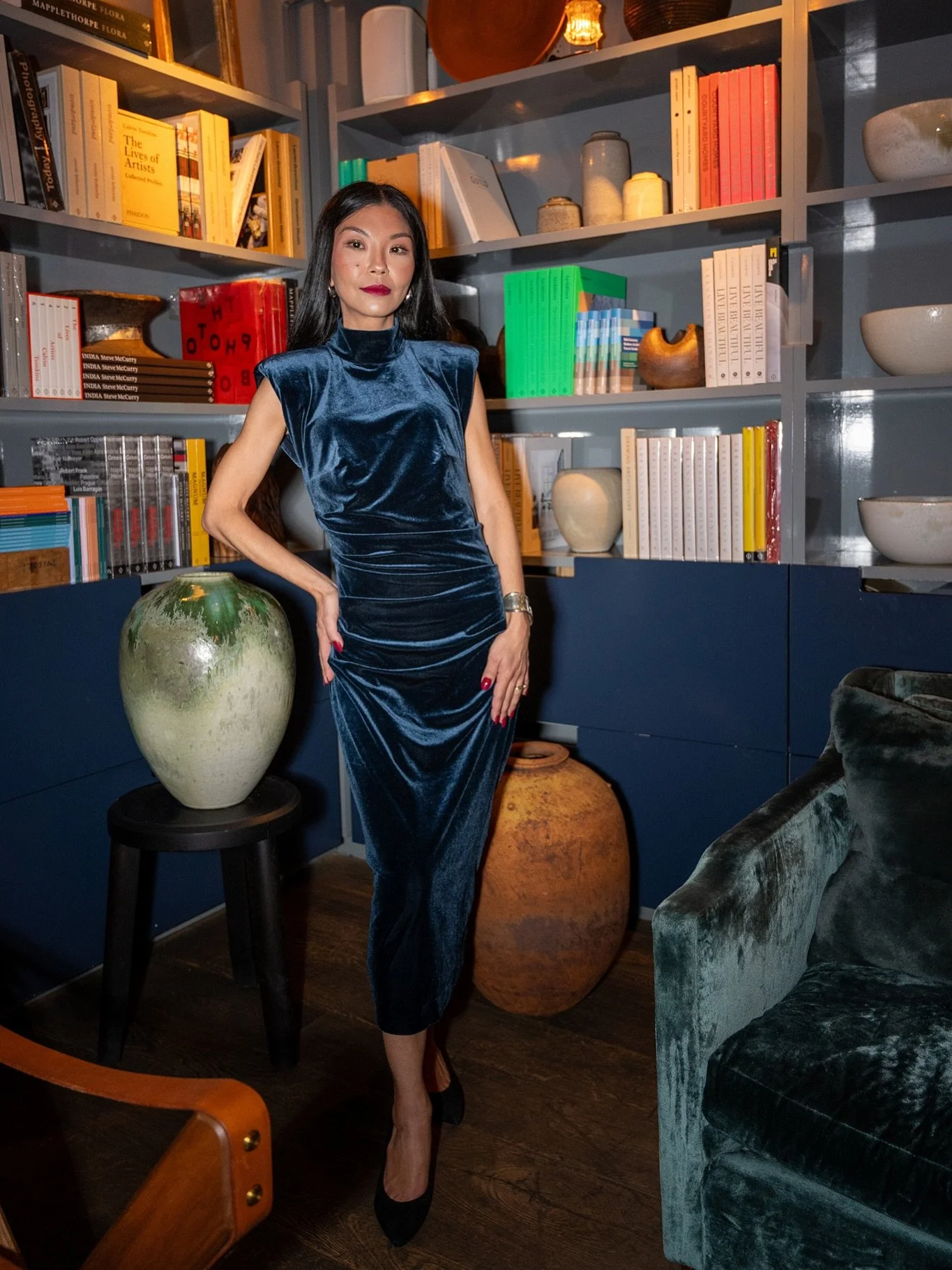 About last night @nicolemillernyc 💙🔥
Kicking off the season with a holiday dinner hosted by @nicolemillerlife x @blissybrand ❤️&zwj;🔥😍 
#NicoleMiller #NicoleMillerStyle #SpottedInNM