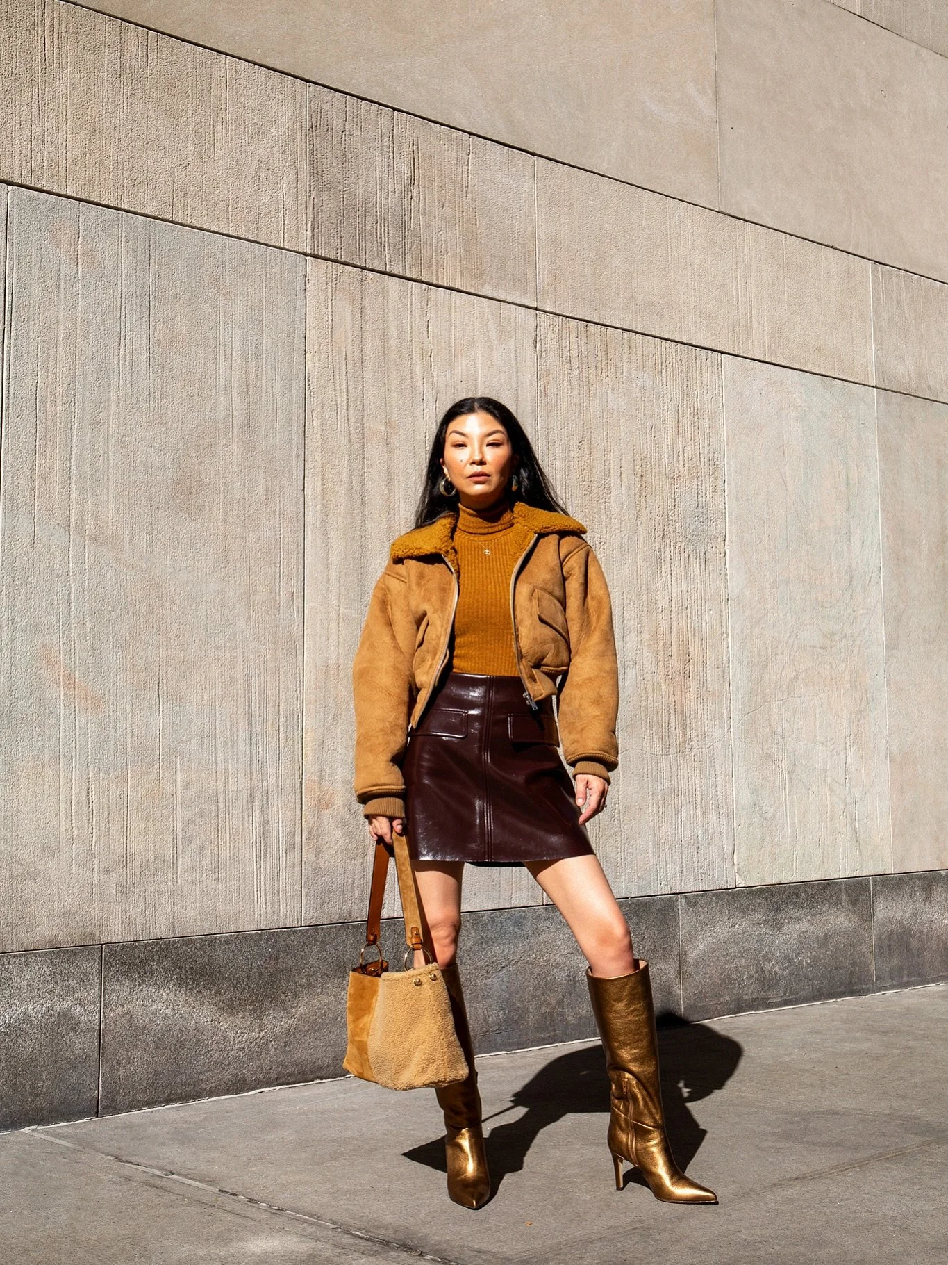 Today I&rsquo;m reminded that the little rituals&mdash;getting dressed up, gathering with loved ones, savoring simple moments&mdash;are what make this day feel so special.
Sharing a few Thanksgiving looks that made me feel festive, grateful, and grou