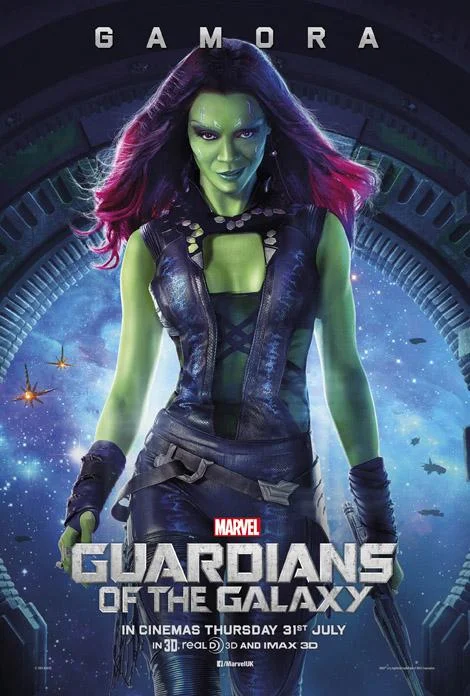 Sure, her right hip is cocked out — but her left side is basically a straight line as a result. That's how human bodies work.