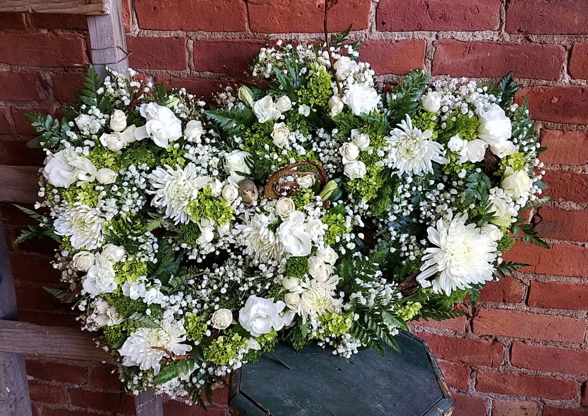 $200 White and Green Double Heart