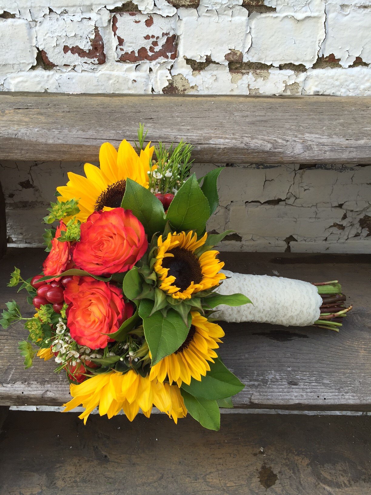 sunflower+orange+rose+bouquet+compact.jpg