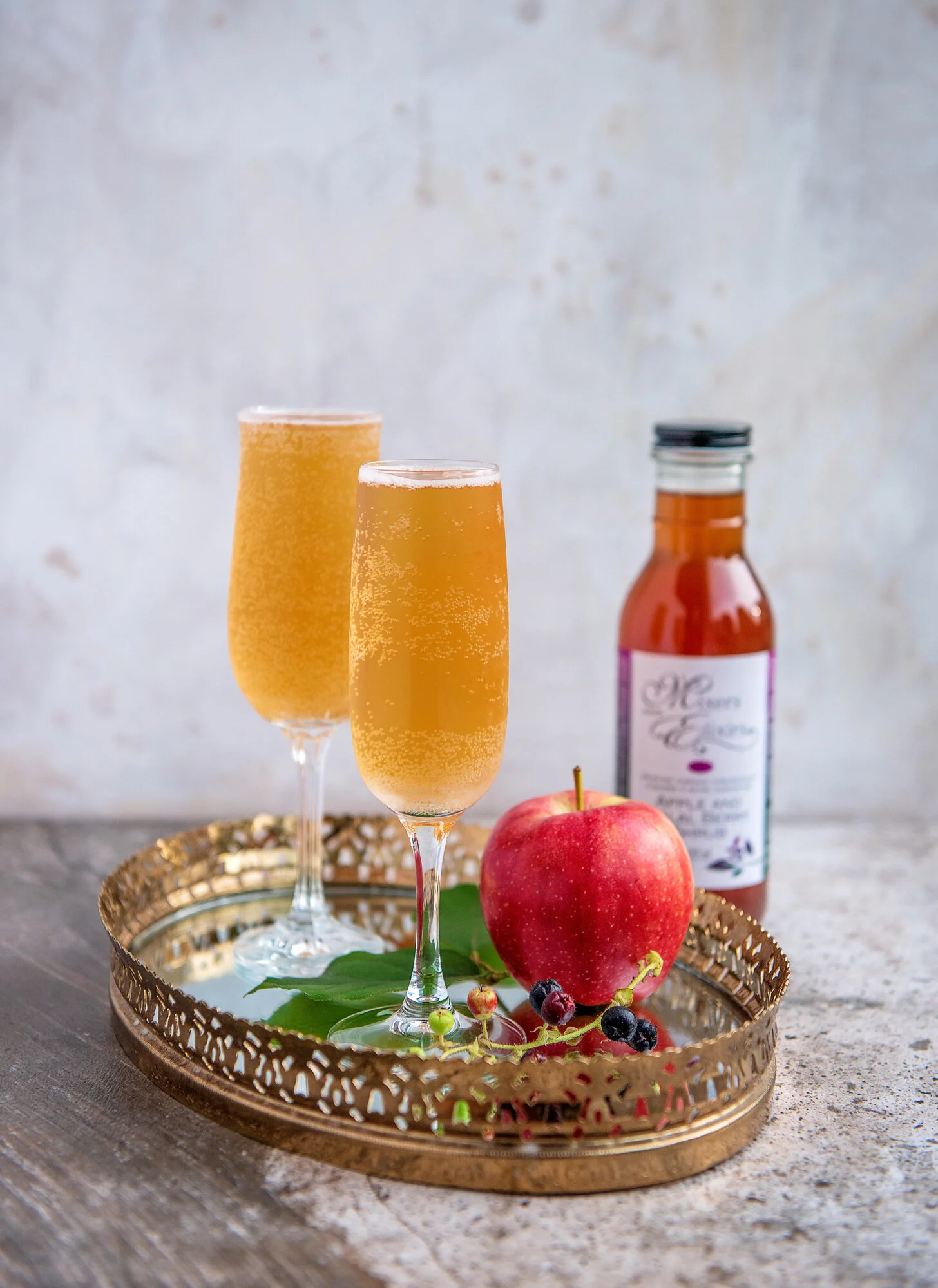 Apple Salal Shrub Apertif