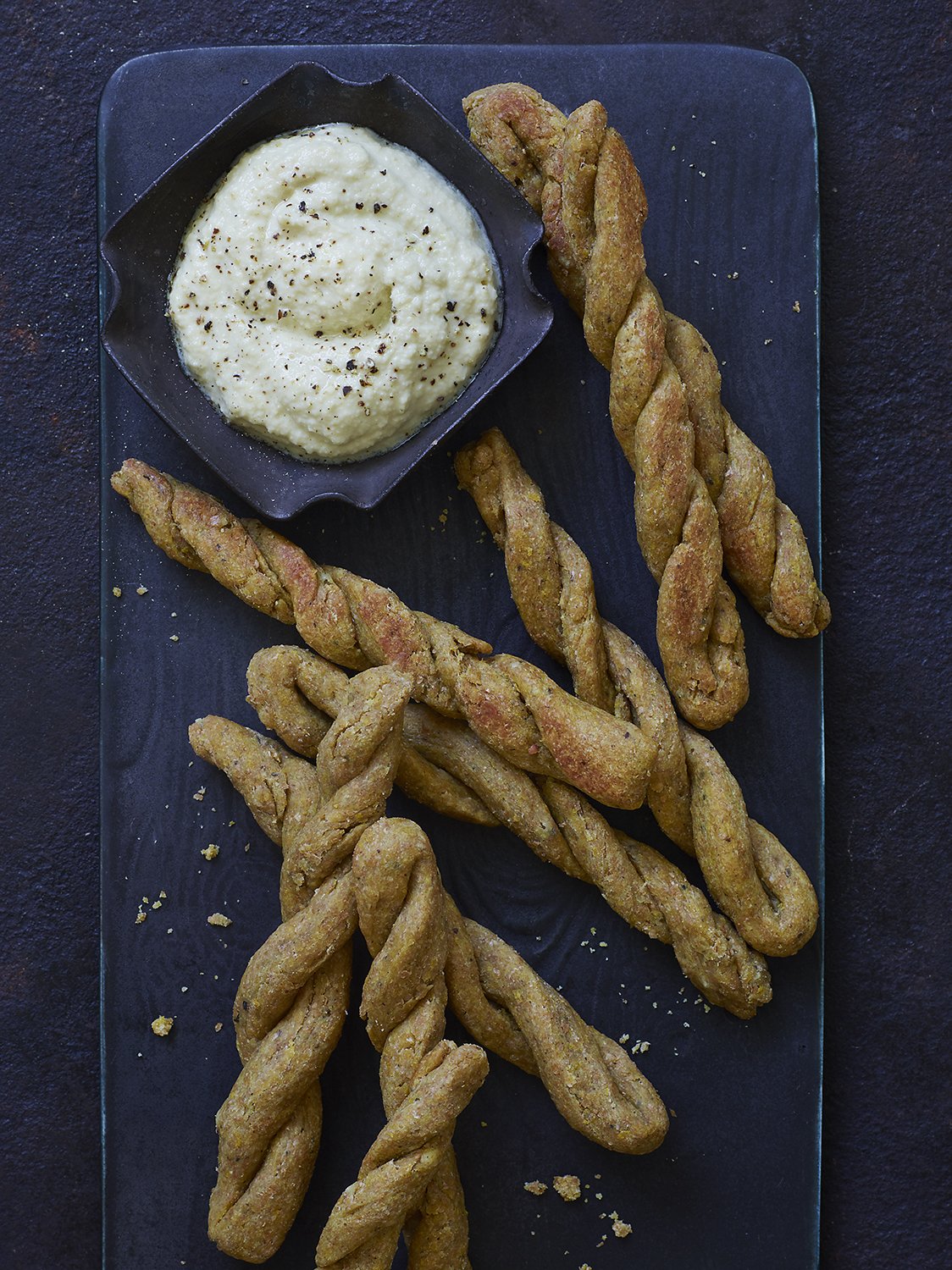 CheeseStraws_129.jpg