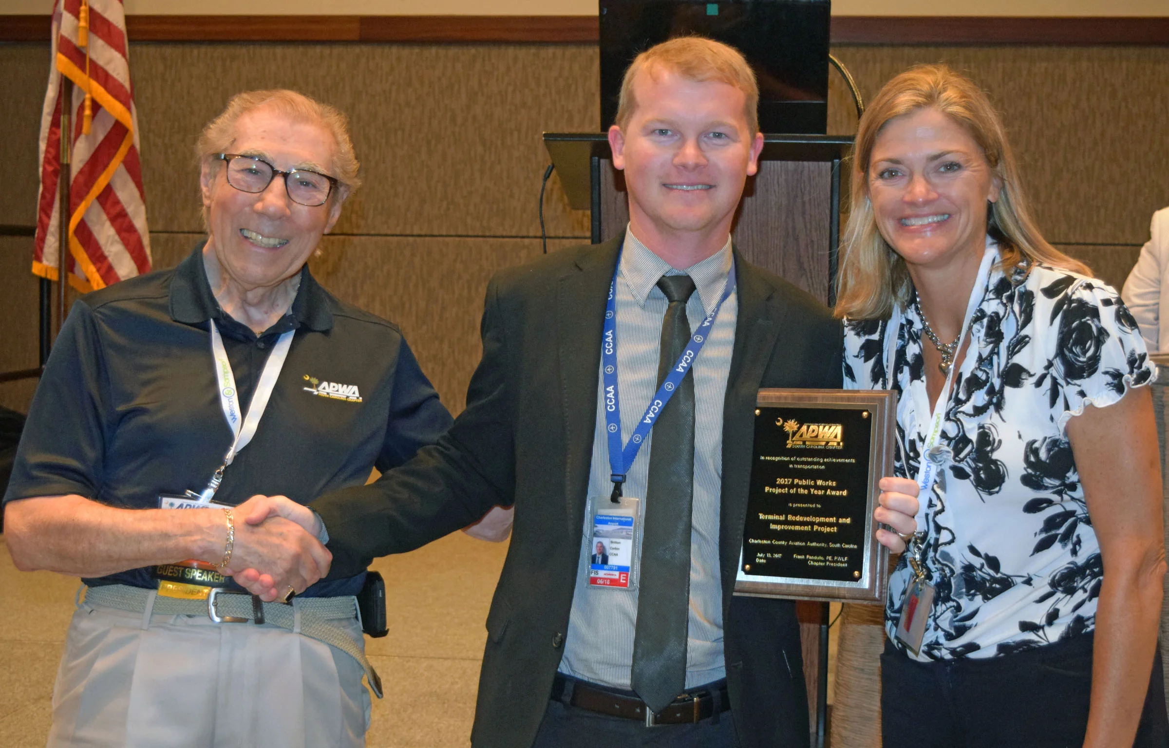 From left to right: SC APWA President Frank Pandullo, Britton Corbin, director of engineering, Charleston County Aviation Authority; Awards Chairperson Dana Higgins