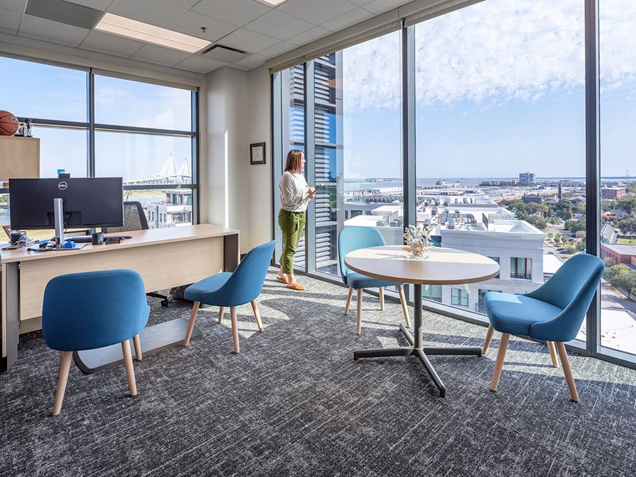 pinnacle-offices-corner.jpg