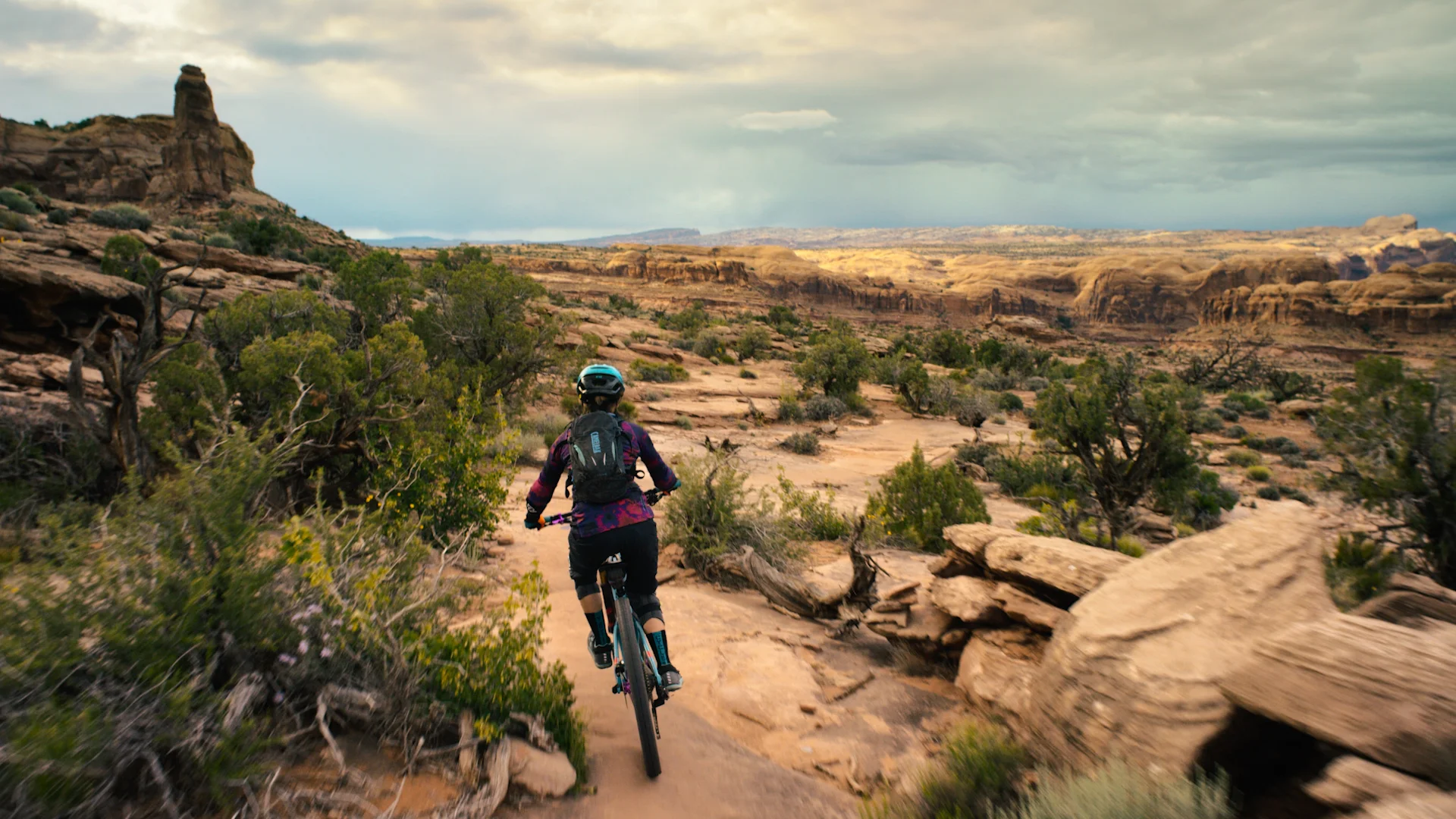 2_MOAB_DESERT_CONFROM_010.00_01_16_06.Still006.jpg