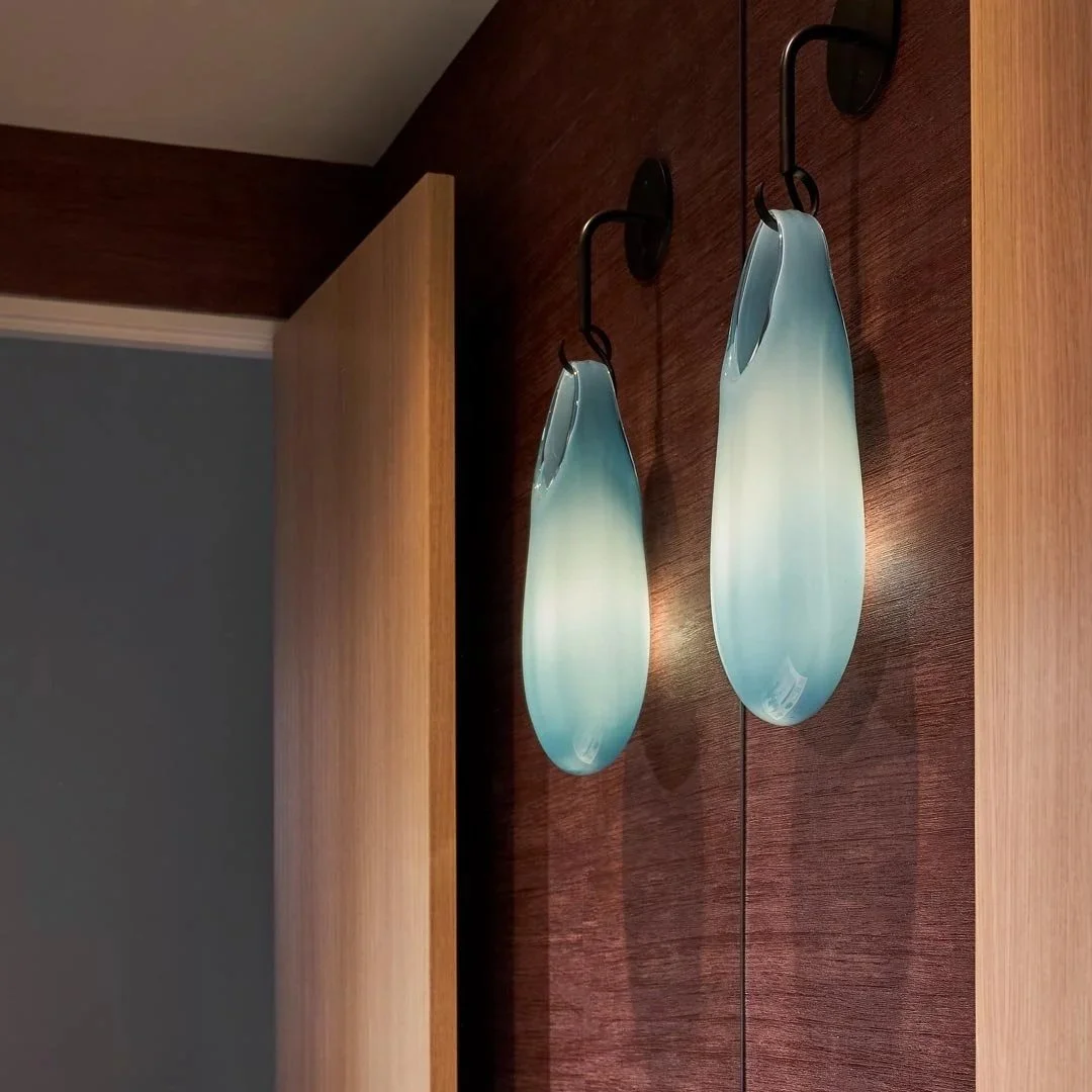 SkLO_Hold18_Sconce_ENV_8_1080.jpg