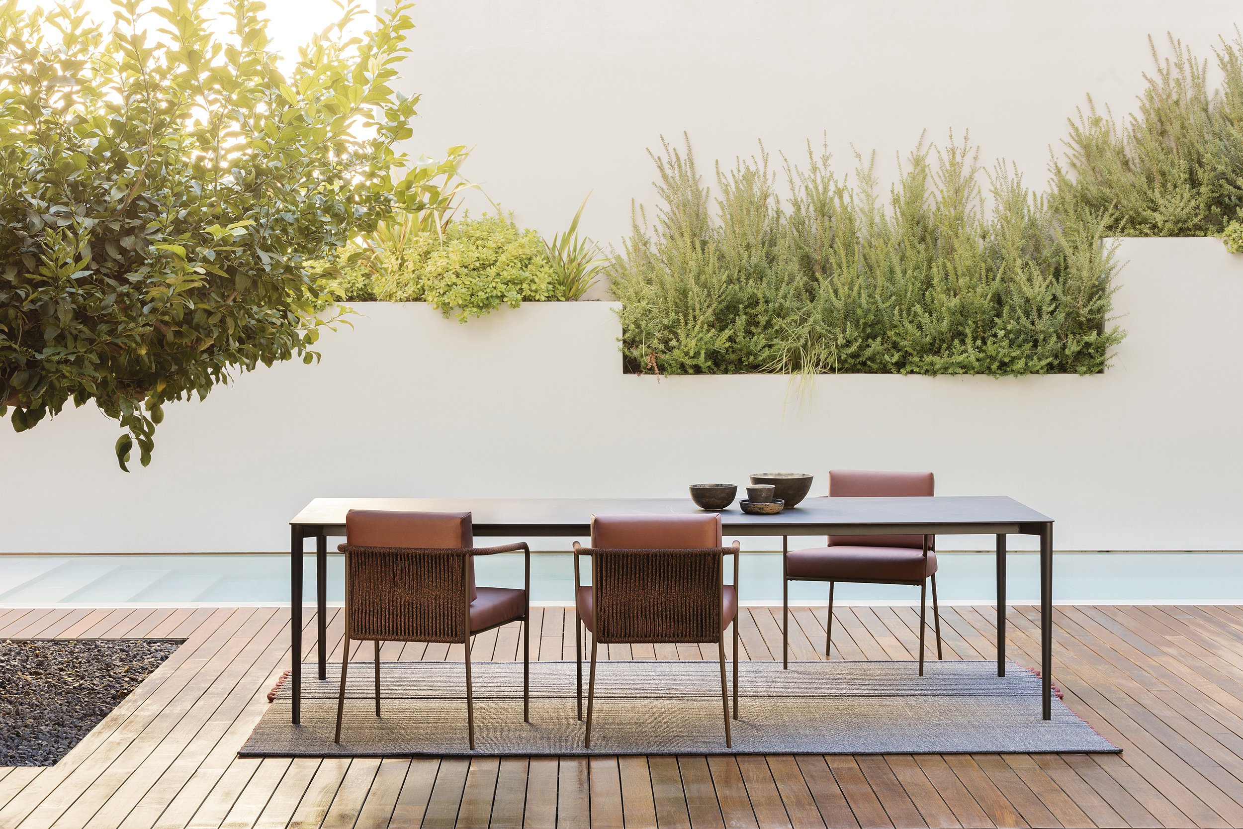 Nido_Expormim_stackable dining armchair_outdoor