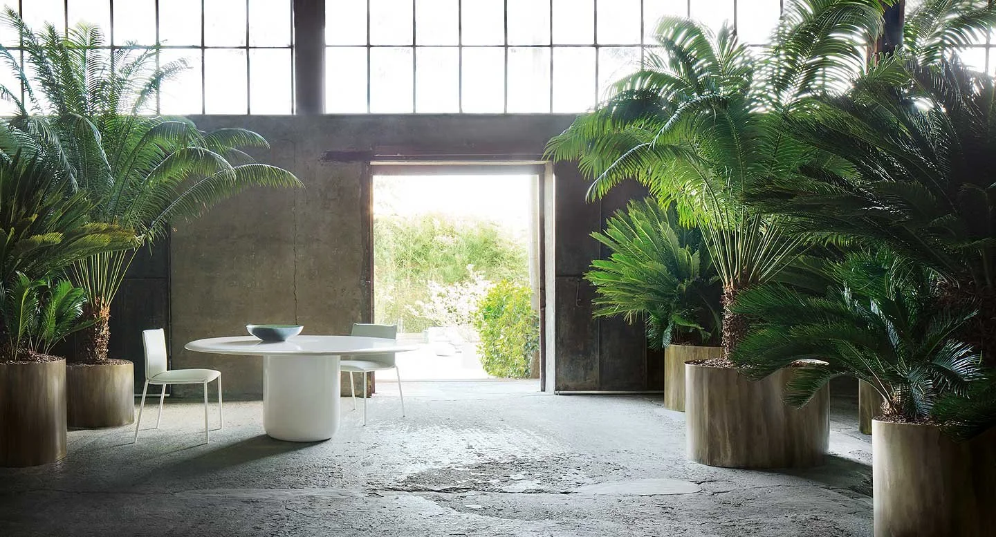 Gon_Paola Lenti_Dining Table_outdoor