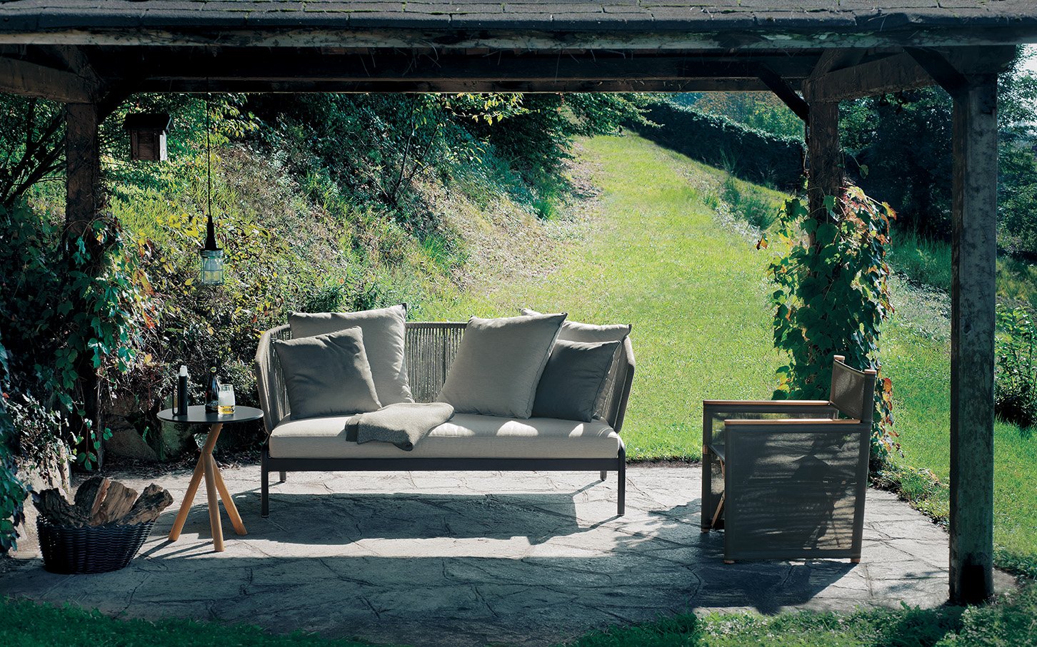 C_IMG_RODA_SPOOL_002_sofa_07_low.jpg