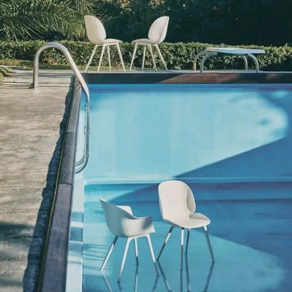 Bat Dining Chair - Un-Upholstered, Plastic base, Monochrome, Outdoorr_Gubi_Dining Chairs_Outdoor