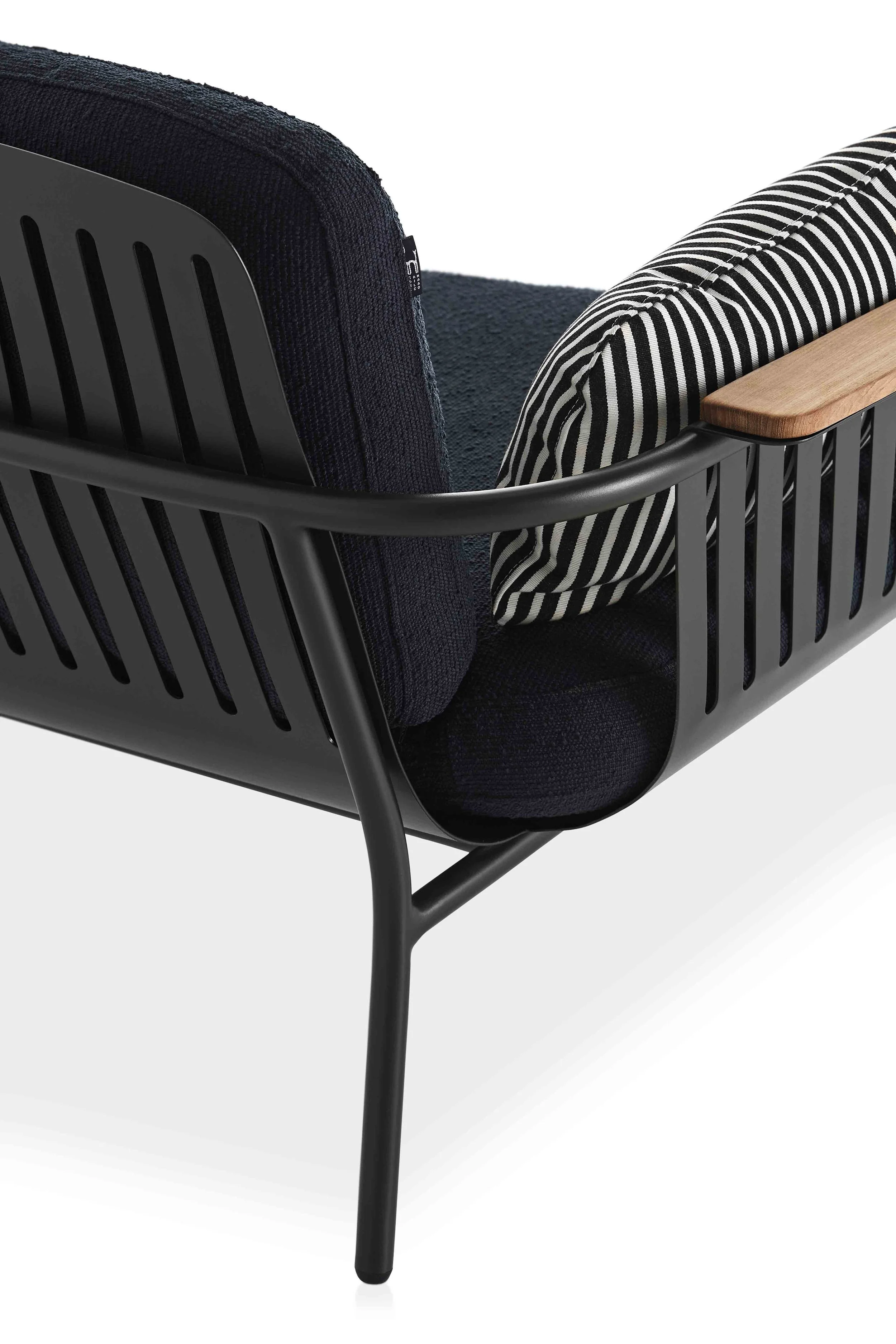 Capa_Gandia Blasco_sofa_outdoor