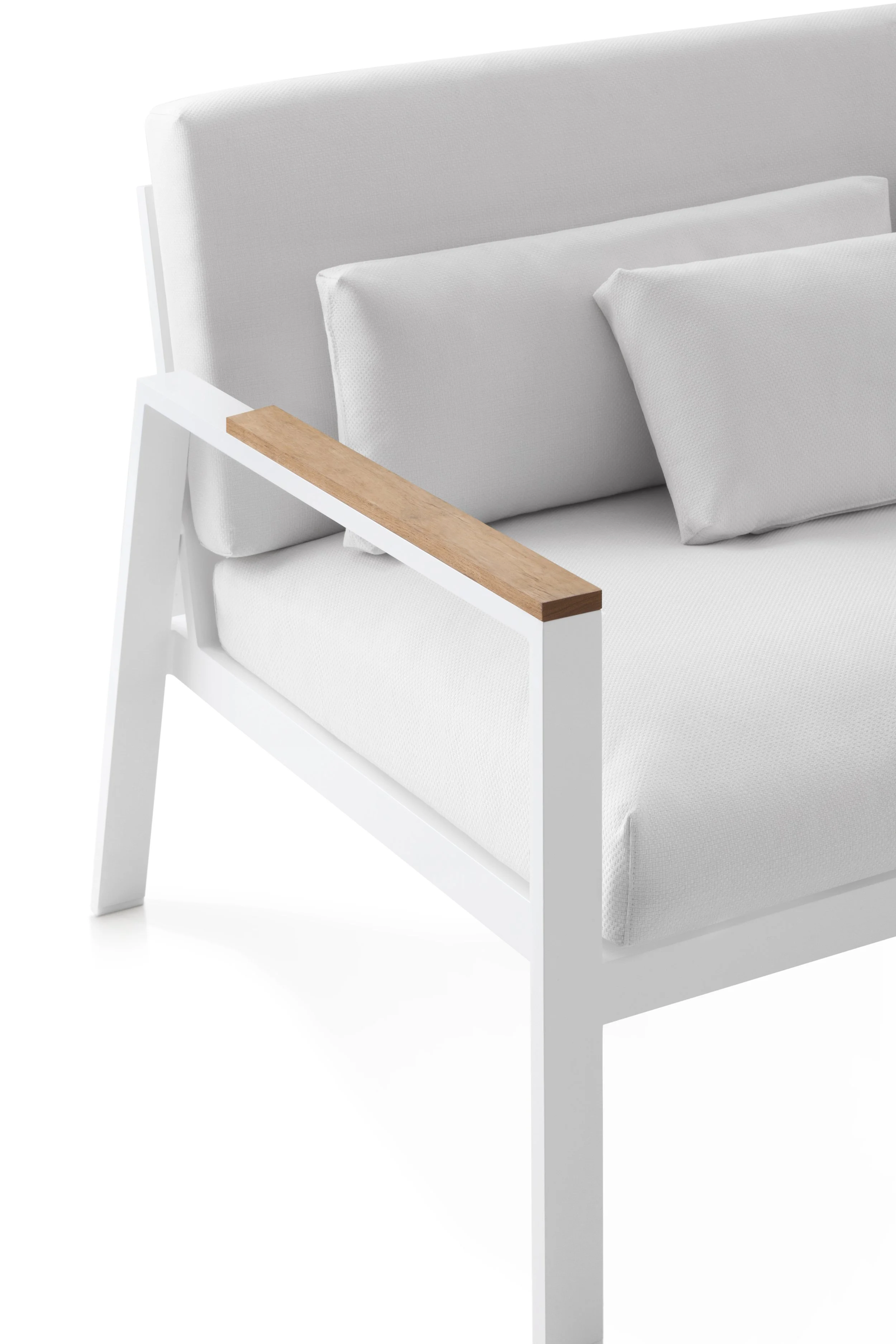 Timeless_Gandia blasco_sofa_outdoor
