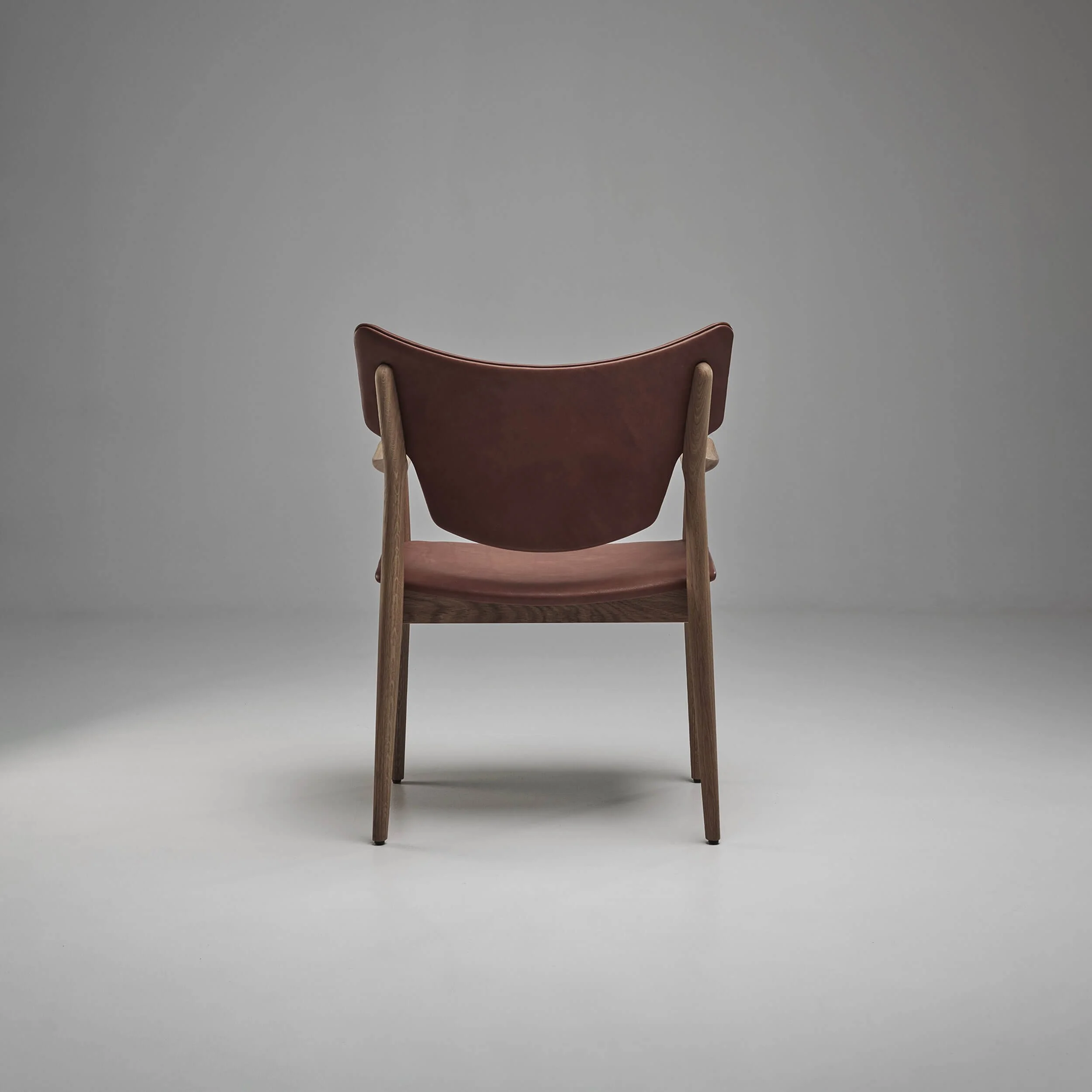 veng_arm_chair_ruby_bright_03.jpg