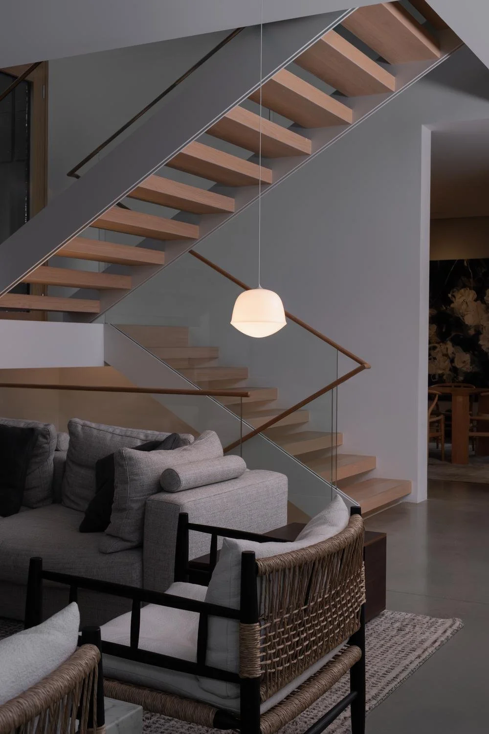 A-N-D_Contour_Pendant_BurgersResidence_PhotoCourtesyAND_7-WEB.jpg