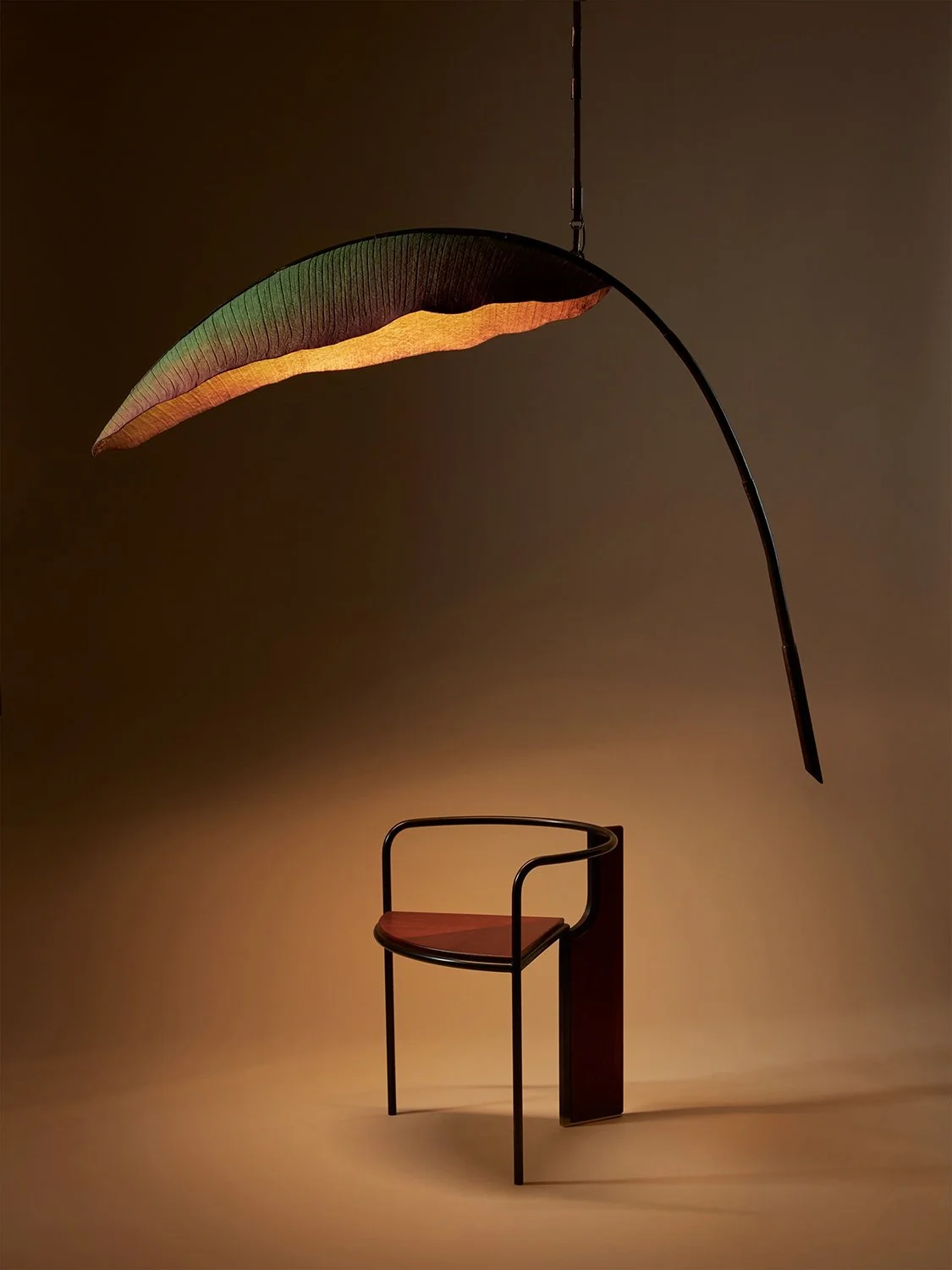 PELLE-nana-lure-48-fin-chair.jpg